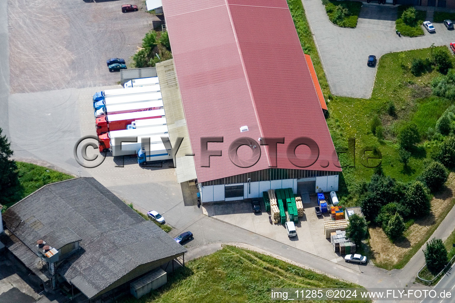 Nuss forwarding company in the West business park in the district Herxheim in Herxheim bei Landau in the state Rhineland-Palatinate, Germany from above