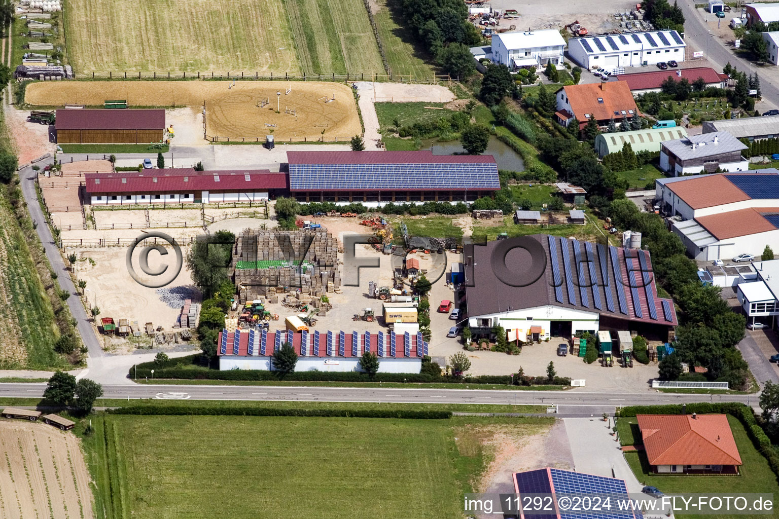 Industrial area O, Drei Eichen Hof in the district Herxheim in Herxheim bei Landau in the state Rhineland-Palatinate, Germany