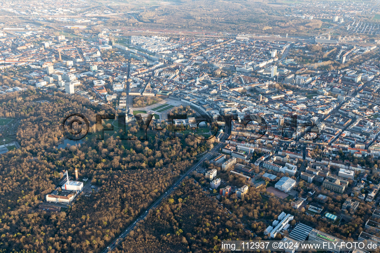 Willy Brandt Allee, Circle in the district Innenstadt-West in Karlsruhe in the state Baden-Wuerttemberg, Germany