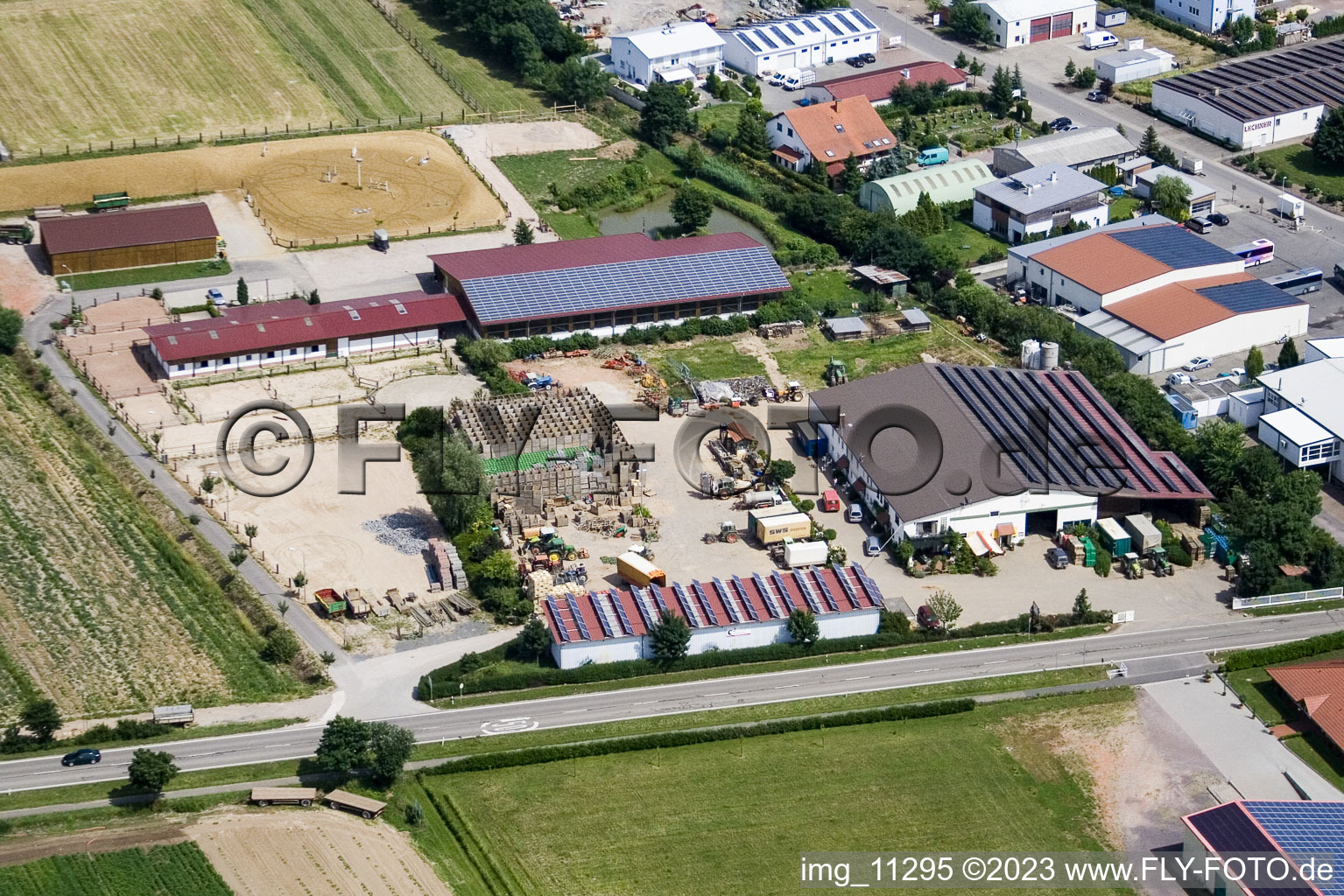 Aerial photograpy of Industrial area O, Drei Eichen Hof in the district Herxheim in Herxheim bei Landau/Pfalz in the state Rhineland-Palatinate, Germany