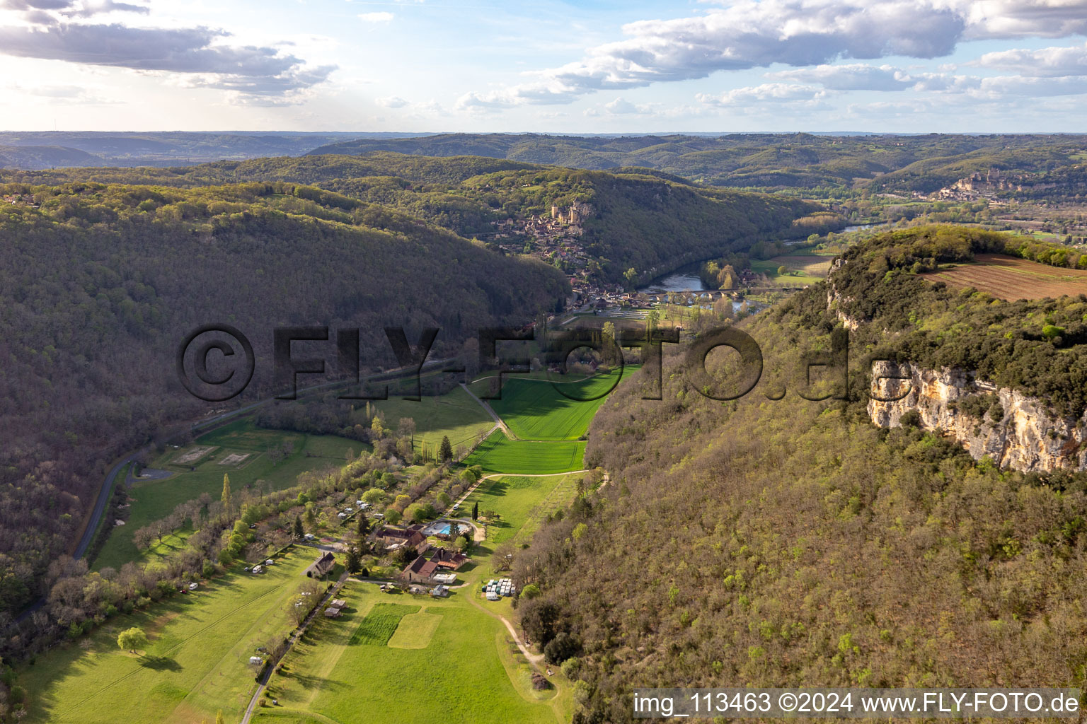 Aerial photograpy of Céou Valley in Castelnaud-la-Chapelle in the state Dordogne, France