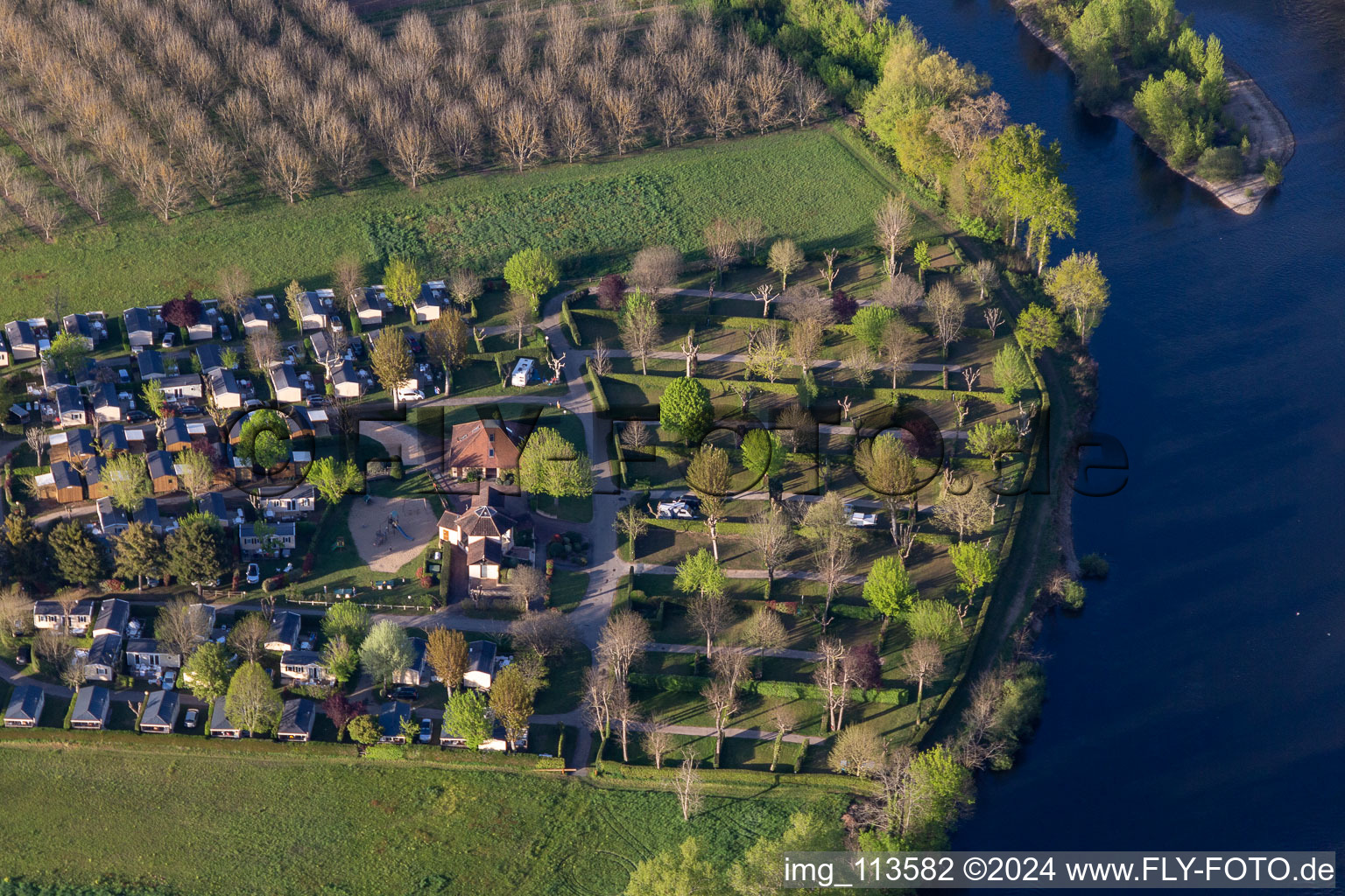 Camping Soleil-Plage on the Dordogne in Vitrac in the state Dordogne, France seen from above