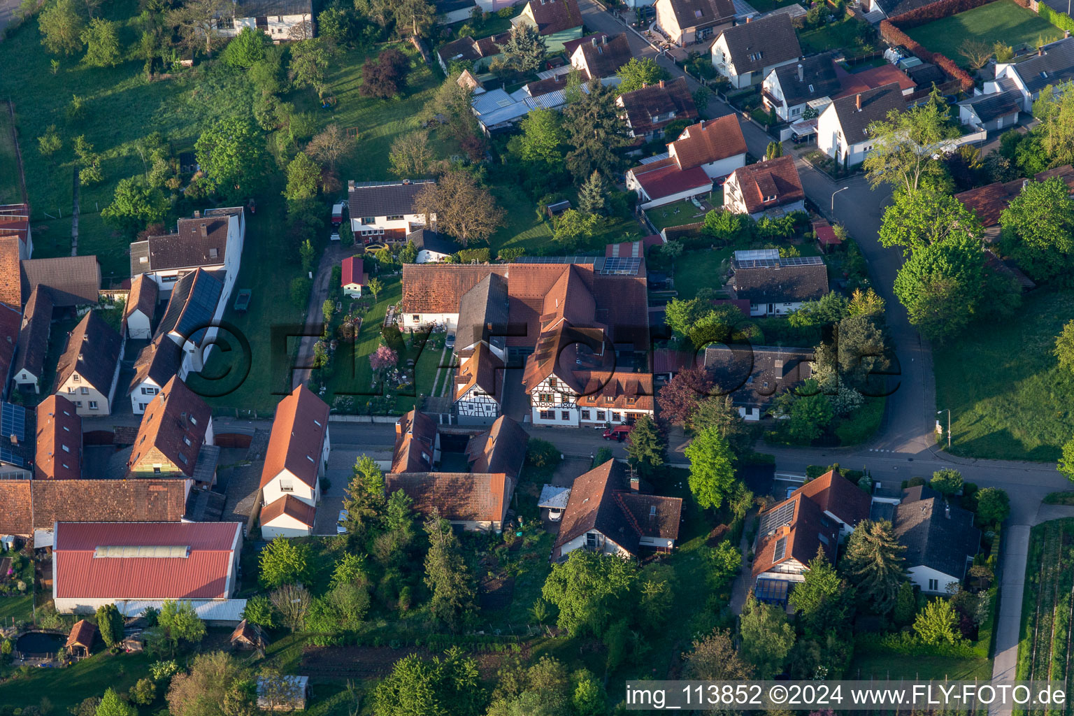 Aerial view of Vogler winery and wine bar in the district Heuchelheim in Heuchelheim-Klingen in the state Rhineland-Palatinate, Germany