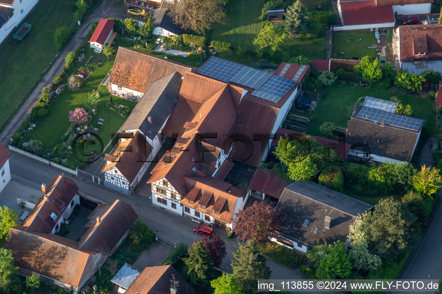 Winery and wine bar Vogler in the district Heuchelheim in Heuchelheim-Klingen in the state Rhineland-Palatinate, Germany from above