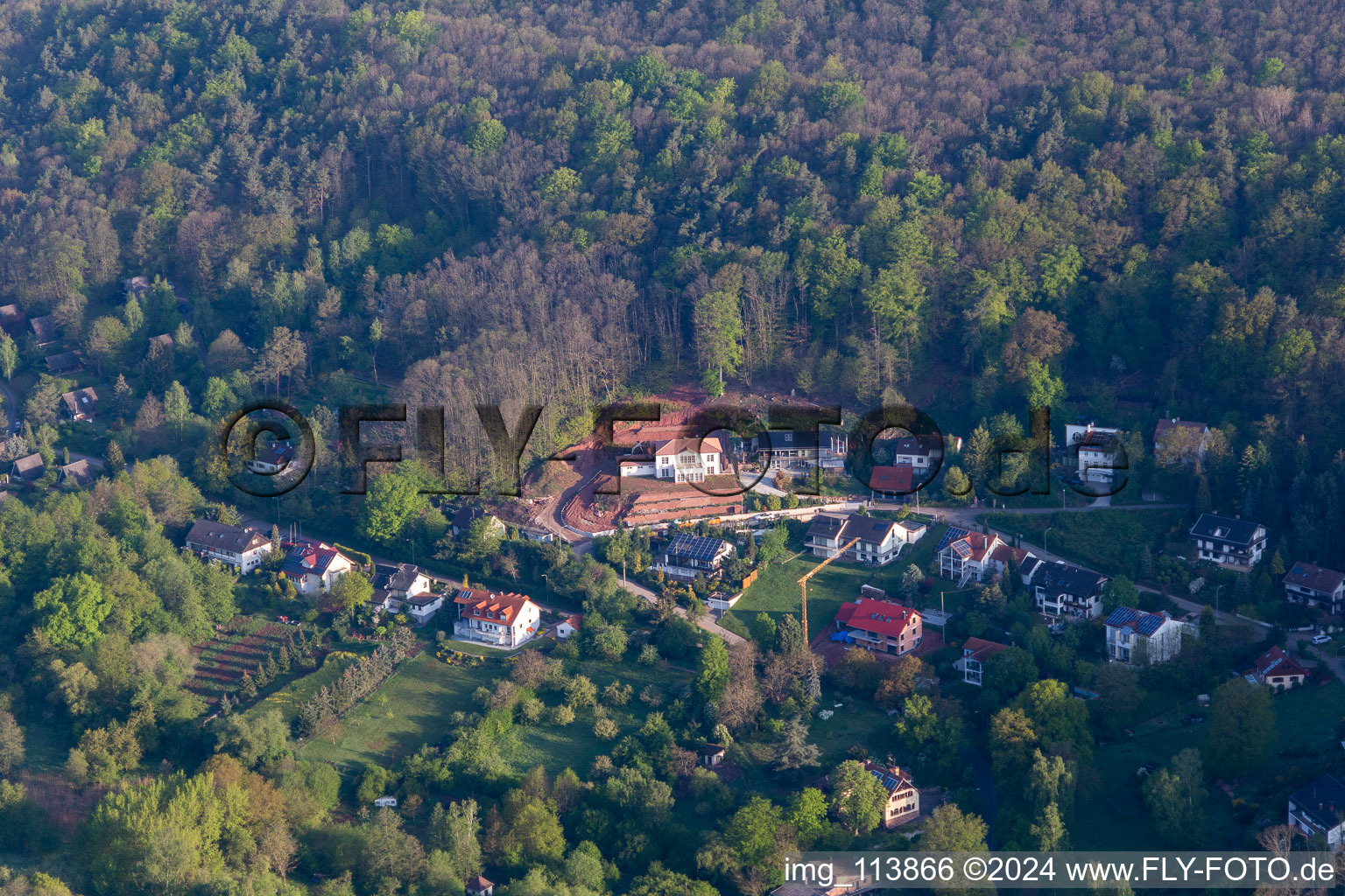 Drone image of Leinsweiler in the state Rhineland-Palatinate, Germany