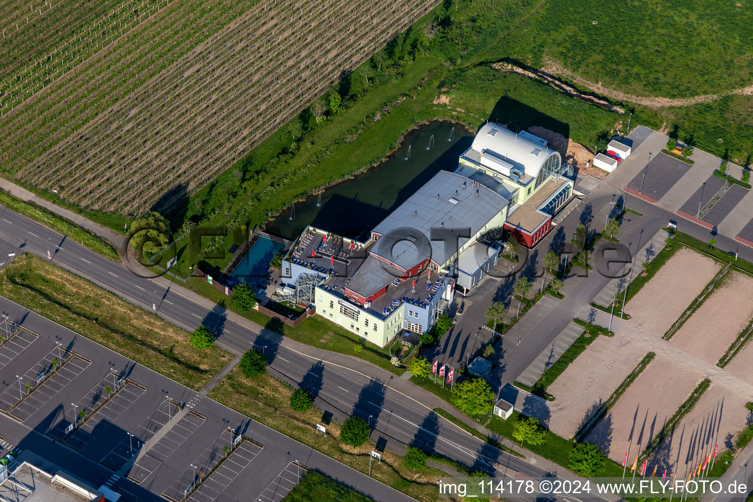 Fitnes-studio Pfitzenmeier Premium Plus Resort in Neustadt an der Weinstrasse in the state Rhineland-Palatinate, Germany from above