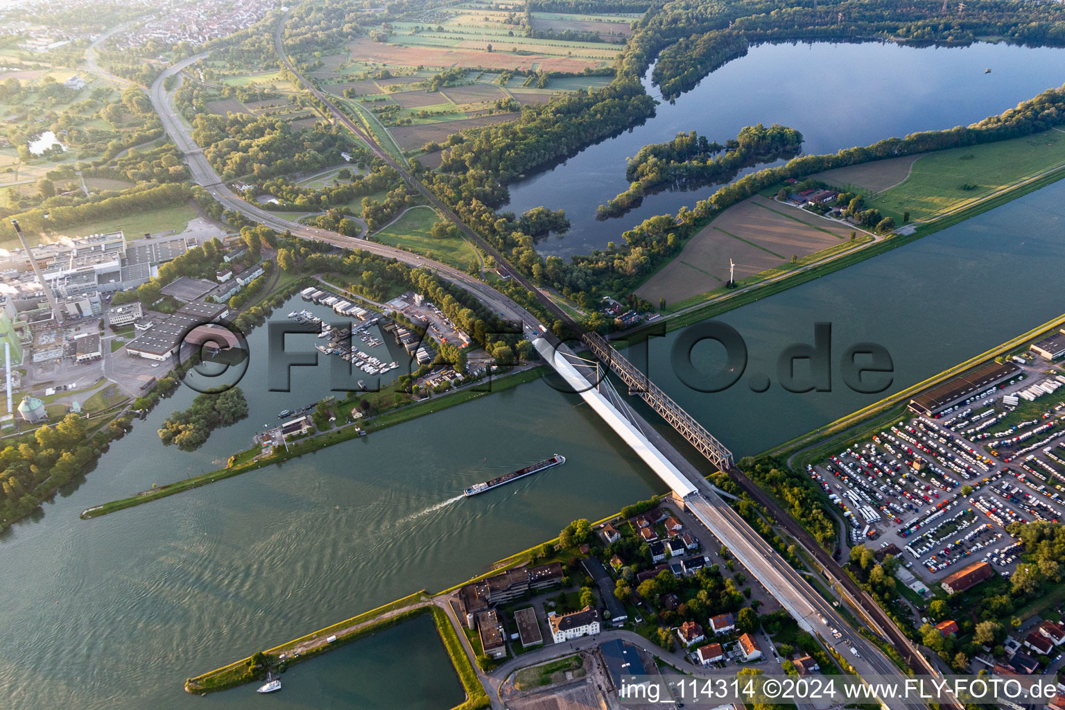 Rhine bridge improvement in Wörth am Rhein in the state Rhineland-Palatinate, Germany