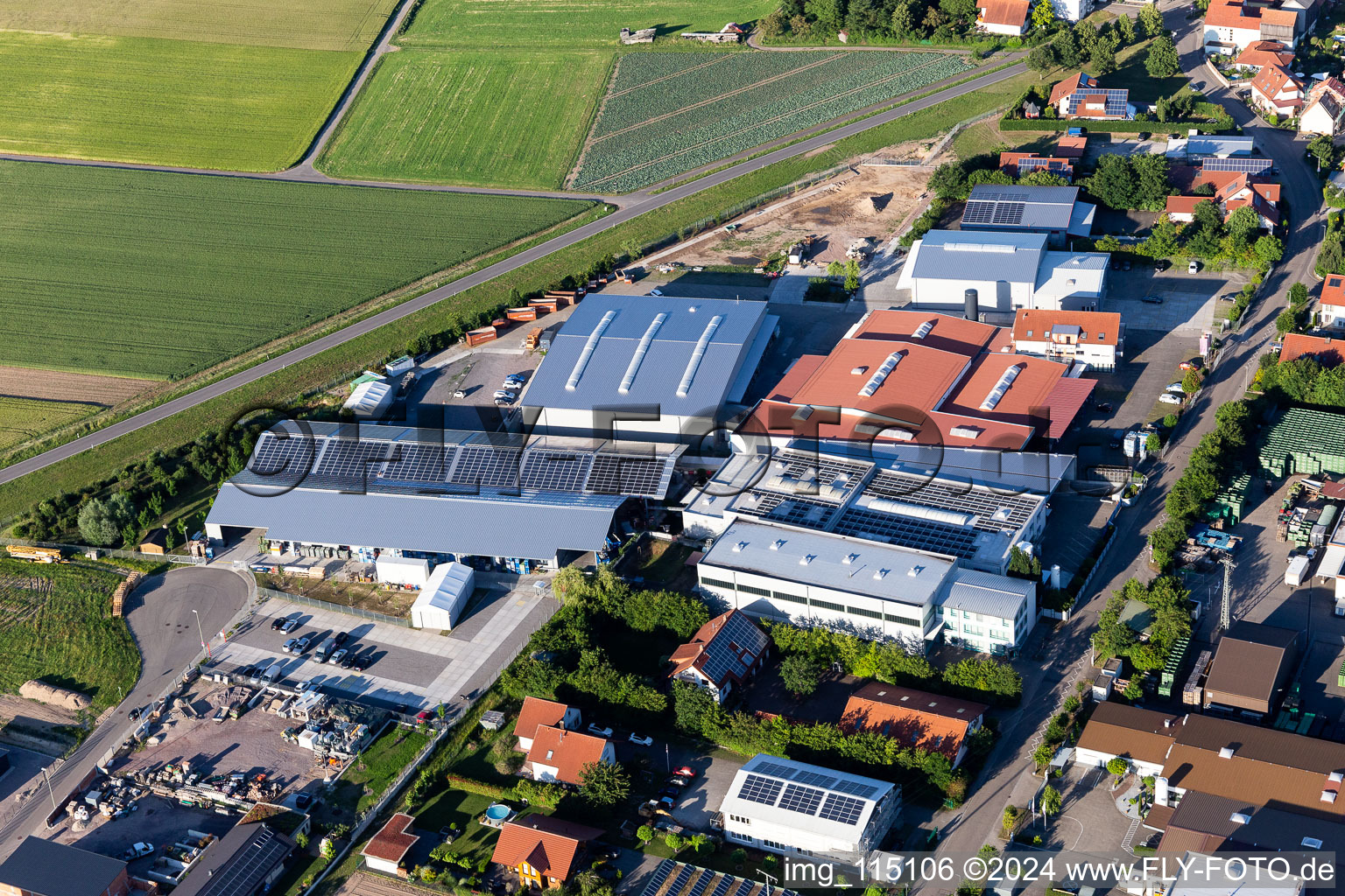 Oblique view of Commercial area Im Gereut, HGGS LaserCUT GmbH & Co. KG in Hatzenbühl in the state Rhineland-Palatinate, Germany