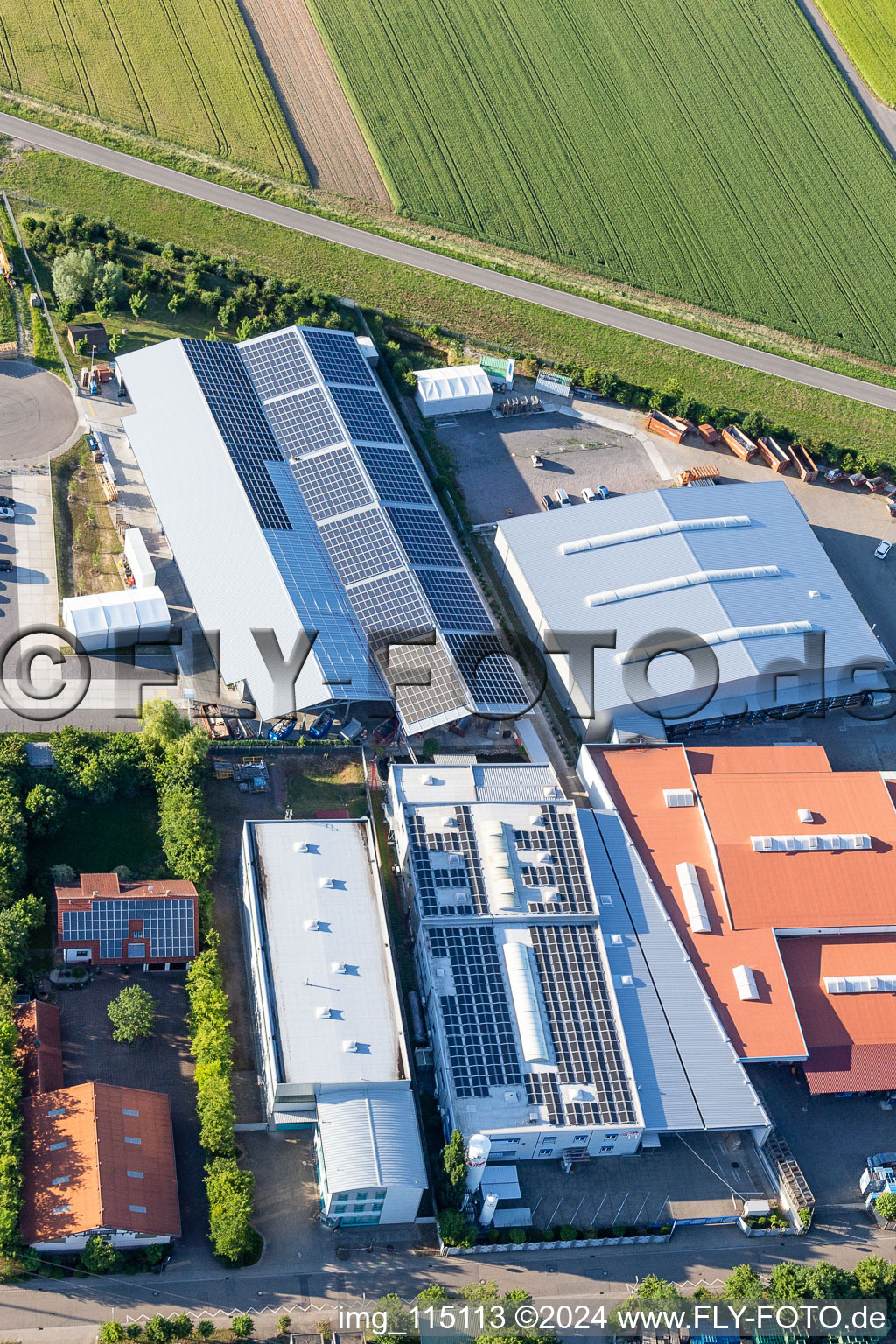 Bird's eye view of Commercial area Im Gereut, HGGS LaserCUT GmbH & Co. KG in Hatzenbühl in the state Rhineland-Palatinate, Germany