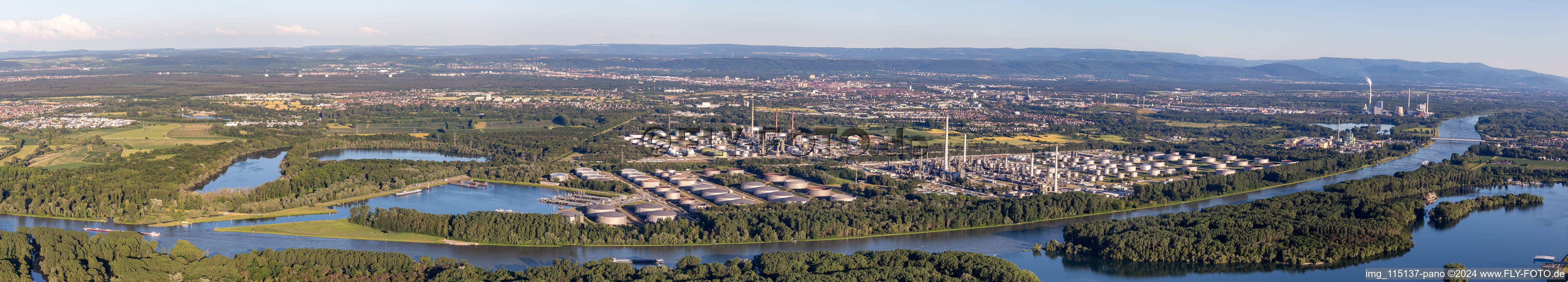 Panoramic perspective refinery equipment and management systems on the factory premises of the mineral oil manufacturers Mineraloelraffinerie Oberrhein in the district Knielingen in Karlsruhe in the state Baden-Wurttemberg