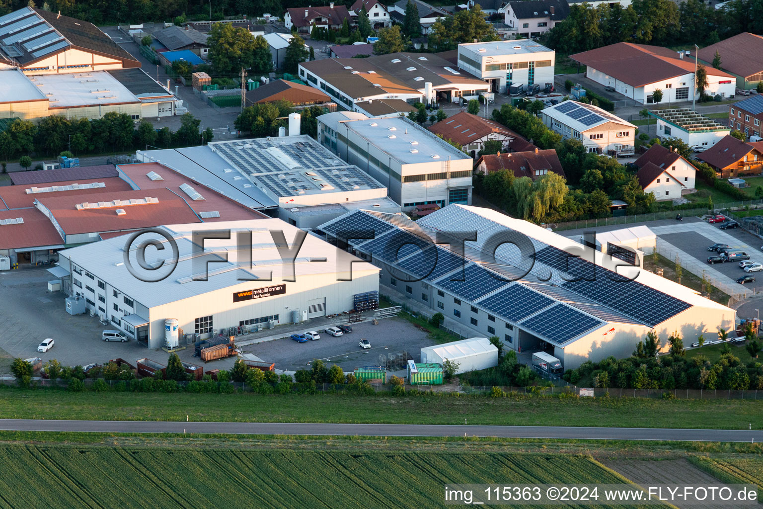 Drone image of Im Gereut industrial estate, HGGS LaserCUT GmbH & Co. KG in Hatzenbühl in the state Rhineland-Palatinate, Germany