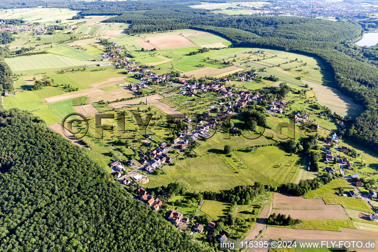 Bird's eye view of Nehwiller-près-Wœrth in the state Bas-Rhin, France