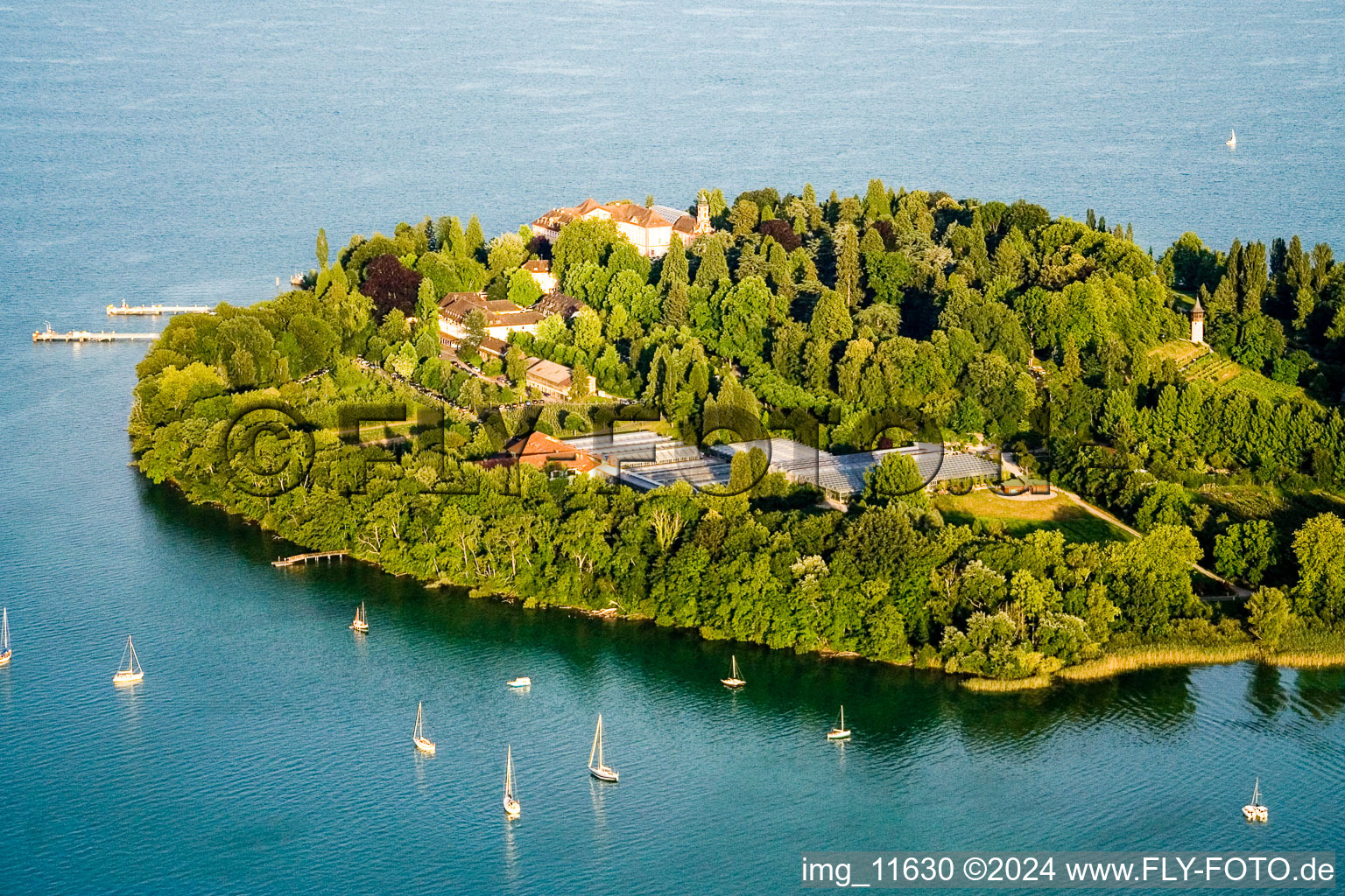 Constance, Island Mainau in Mainau in the state Baden-Wuerttemberg, Germany out of the air