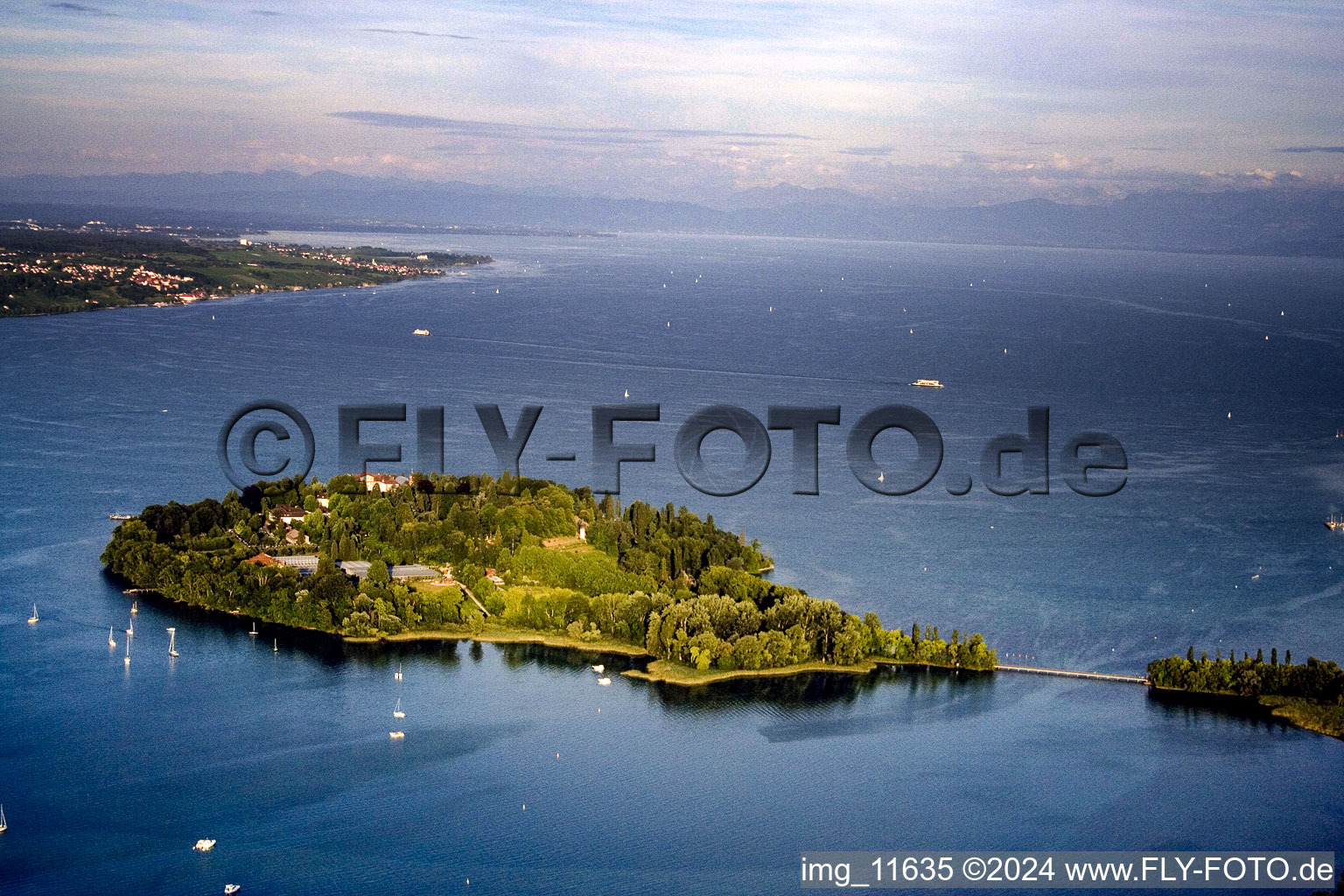 Lake Island Mainau im Bodensee in Konstanz in the state Baden-Wurttemberg