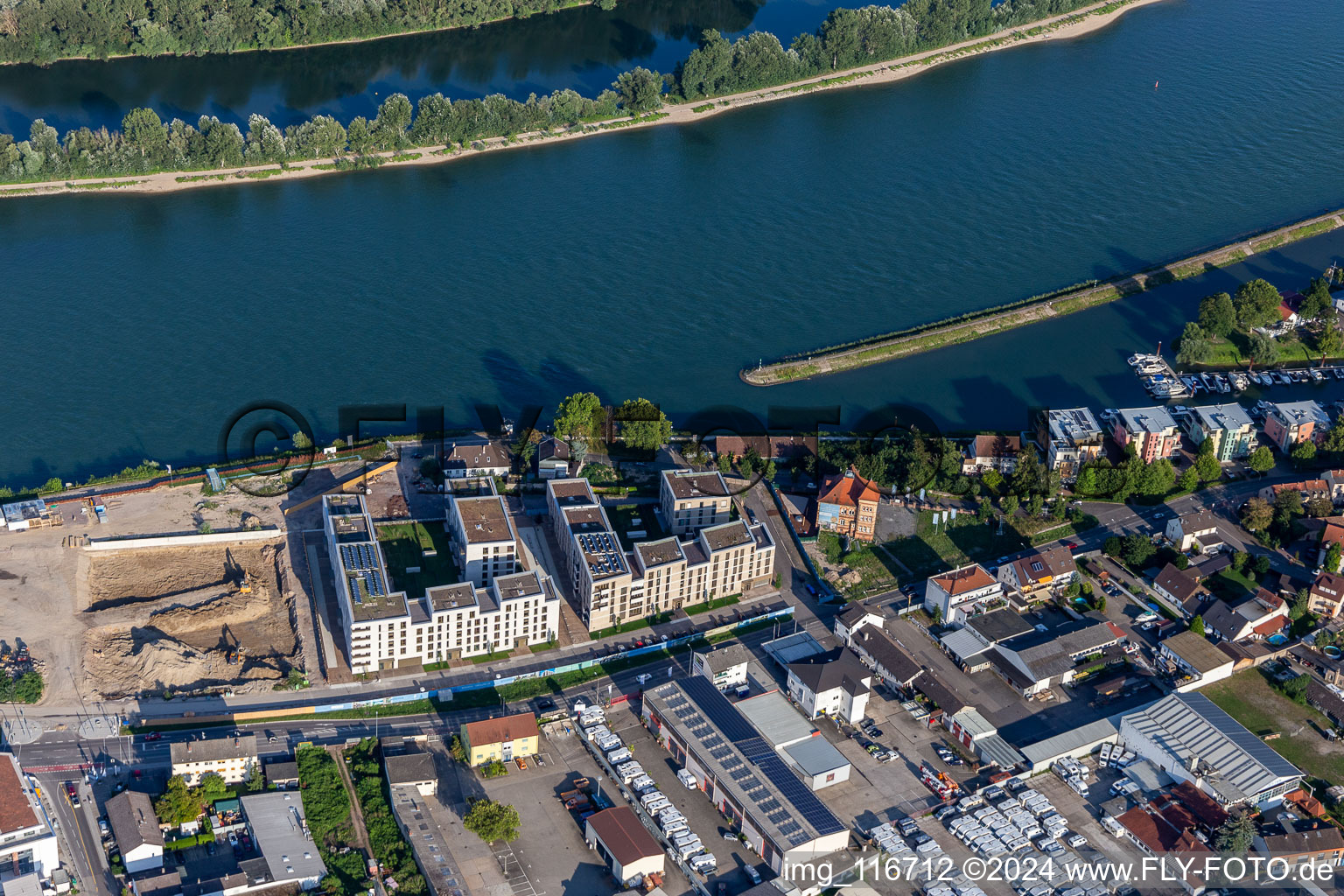 Drone recording of Residential construction project on the banks of the Rhine in Speyer: Alte Ziegelei / Franz-Kirmeier-Straße in Speyer in the state Rhineland-Palatinate, Germany