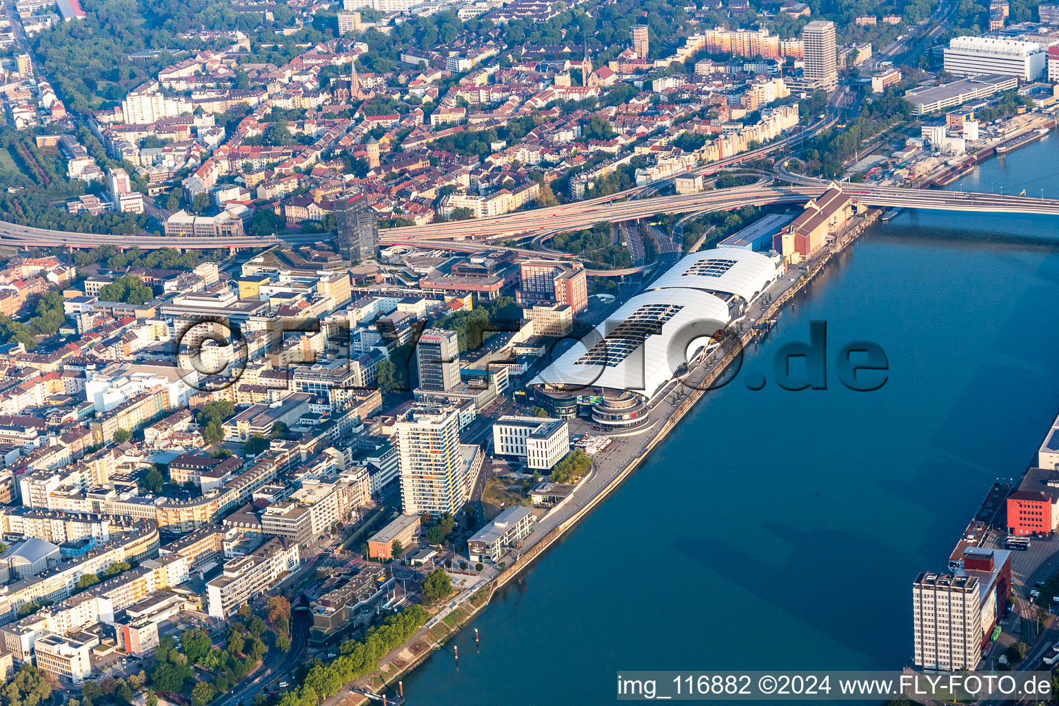 Building of the shopping center Rhein-Galerie in Ludwigshafen am Rhein in the state Rhineland-Palatinate, Germany