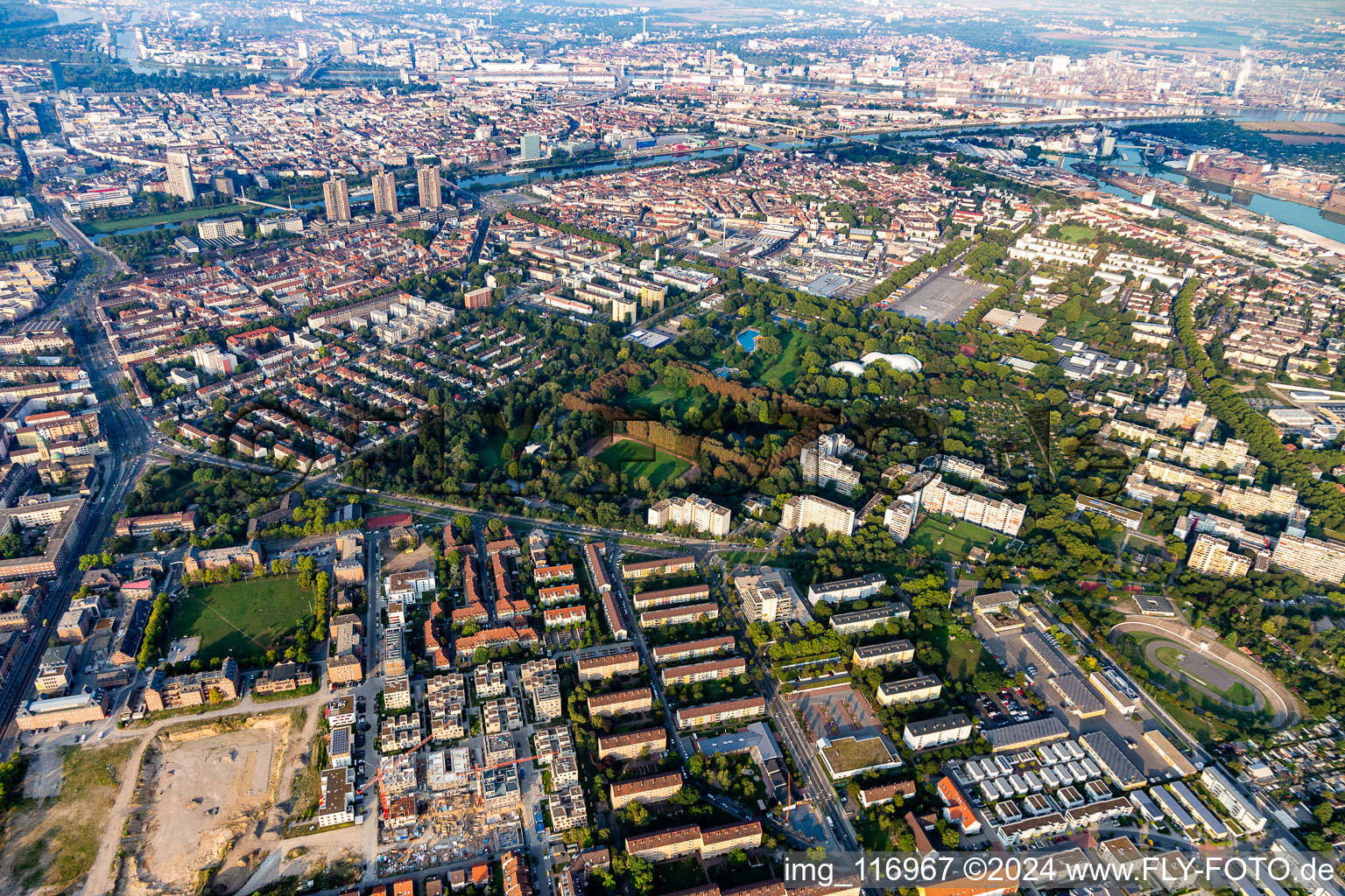 Oblique view of District Neckarstadt-Ost in Mannheim in the state Baden-Wuerttemberg, Germany