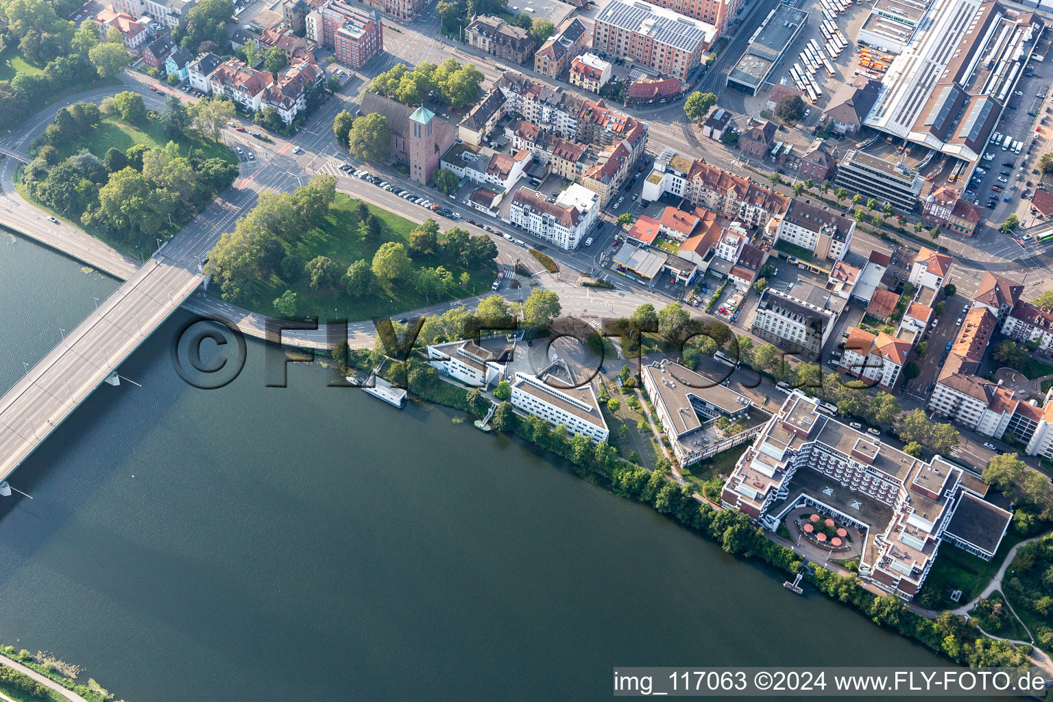 Complex of the hotel building Heidelberg Marriott Hotel on the banks of the river Neckar in the district Bergheim-Ost in Heidelberg in the state Baden-Wurttemberg, Germany