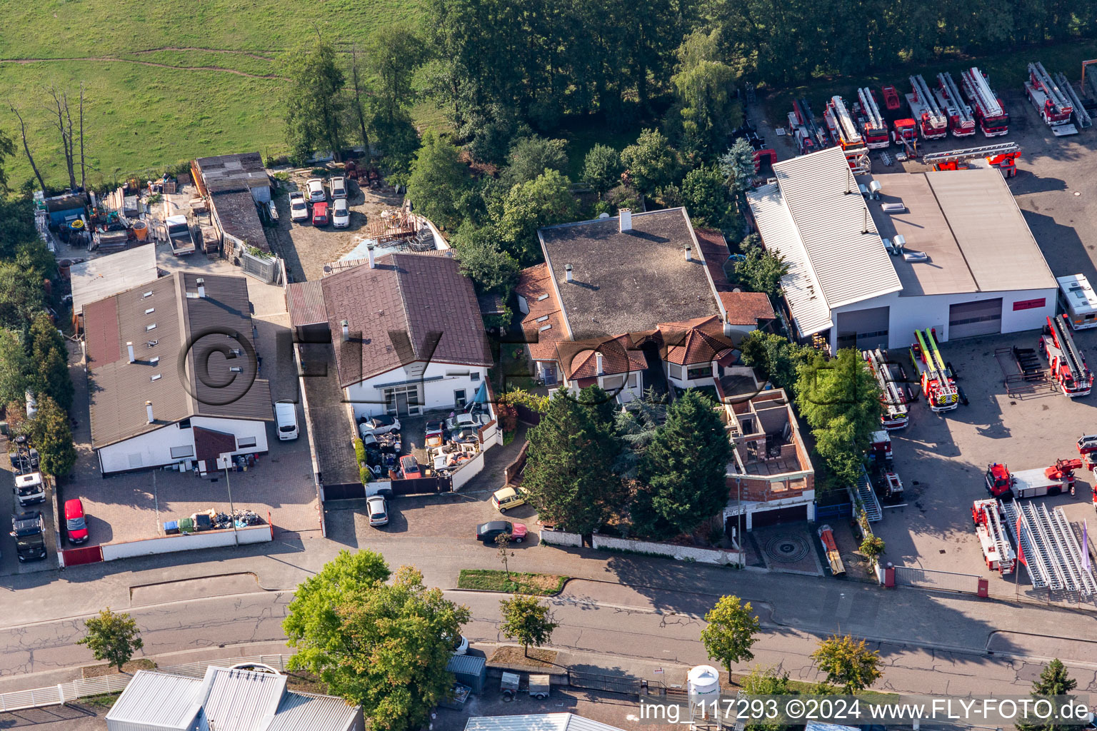 Horst Industrial Estate in the district Minderslachen in Kandel in the state Rhineland-Palatinate, Germany seen from above