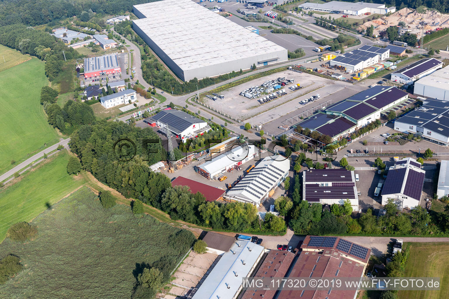 Aerial photograpy of Roofing, scaffolding and plumbing in Mindum, in the Horst industrial area in the district Minderslachen in Kandel in the state Rhineland-Palatinate, Germany