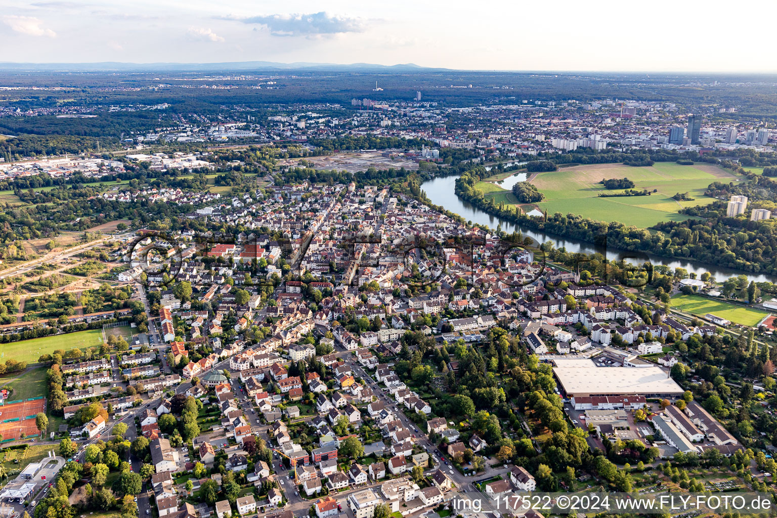 Mainbogen in the district Offenbach-Bürgel in Offenbach am Main in the state Hesse, Germany