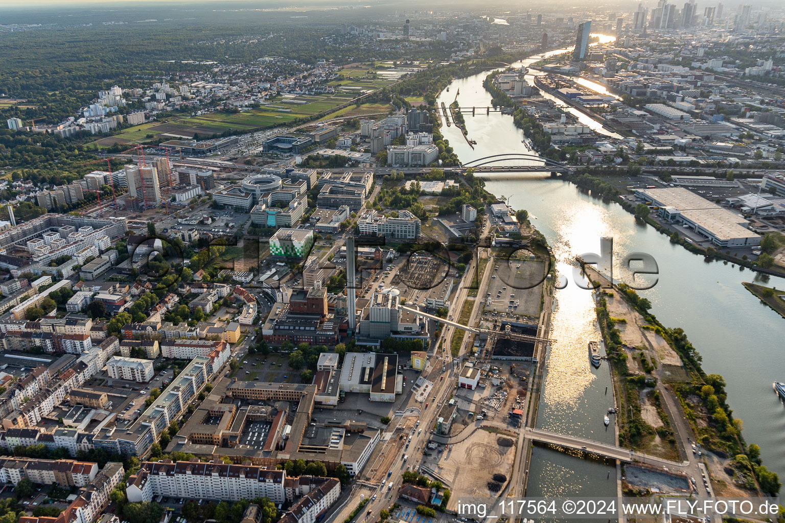 Aerial photograpy of Power plants and exhaust towers of thermal power station Alte Schlosserei (Eventlocation on Betriebsgelaende of EVO AG) in Offenbach am Main in the state Hesse, Germany