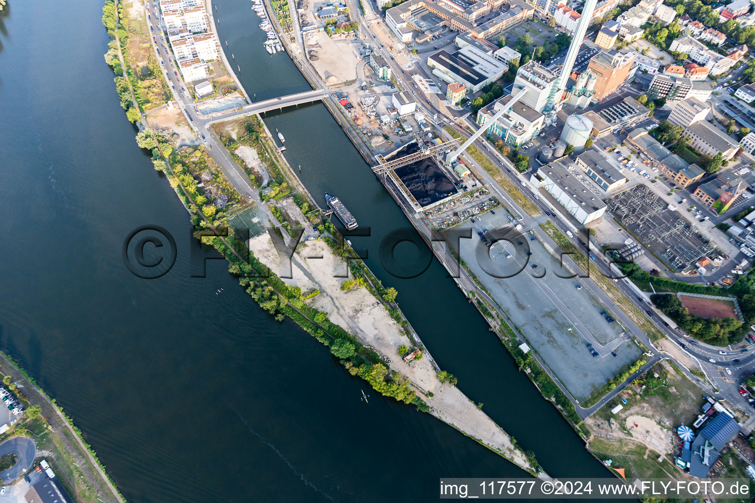 Bird's eye view of Harbour Island in the district Hafen in Offenbach am Main in the state Hesse, Germany