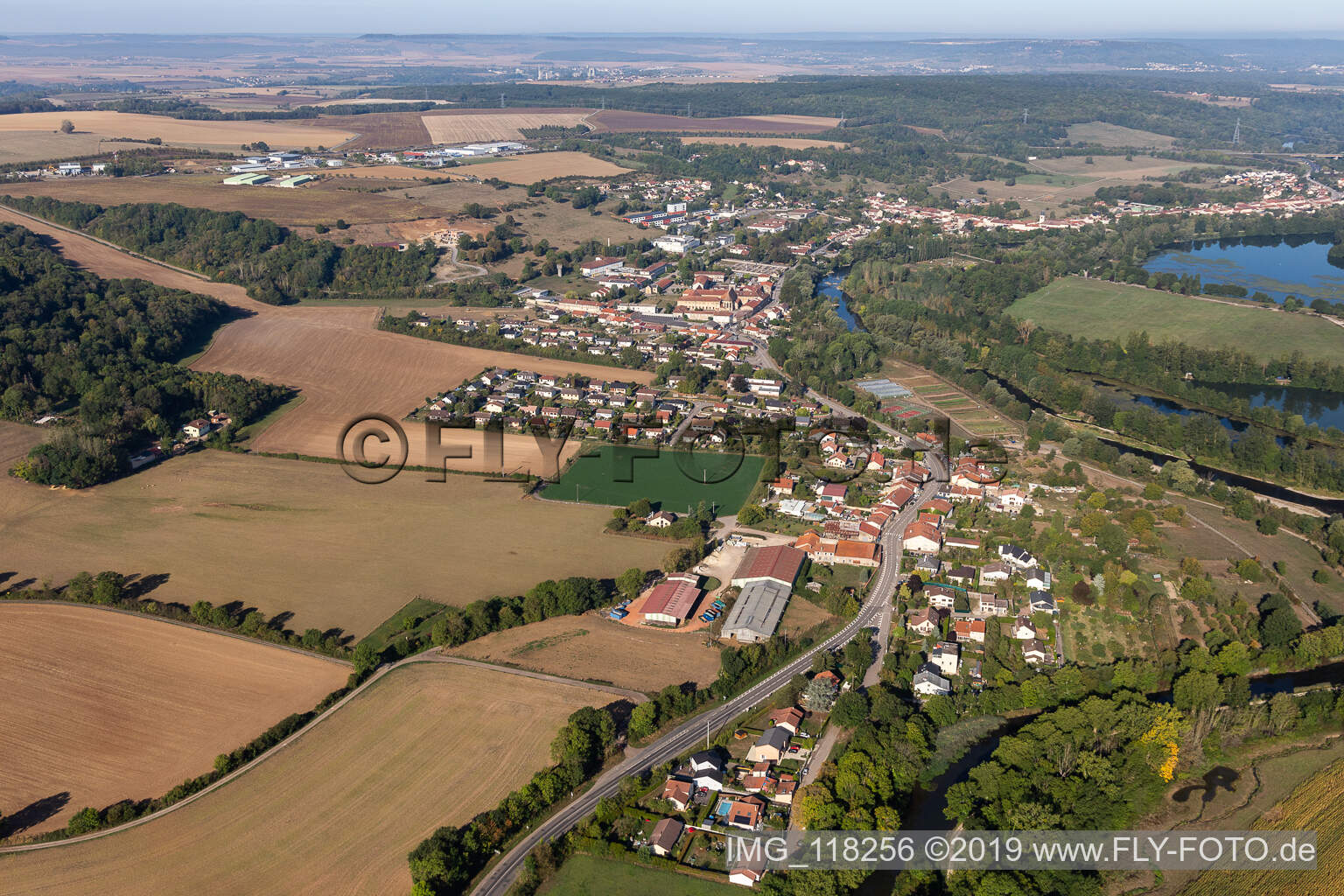 Aerial photograpy of Benedictine monastery/Prieuré bénédictin à Flavigny-sur-Moselle in Flavigny-sur-Moselle in the state Meurthe et Moselle, France