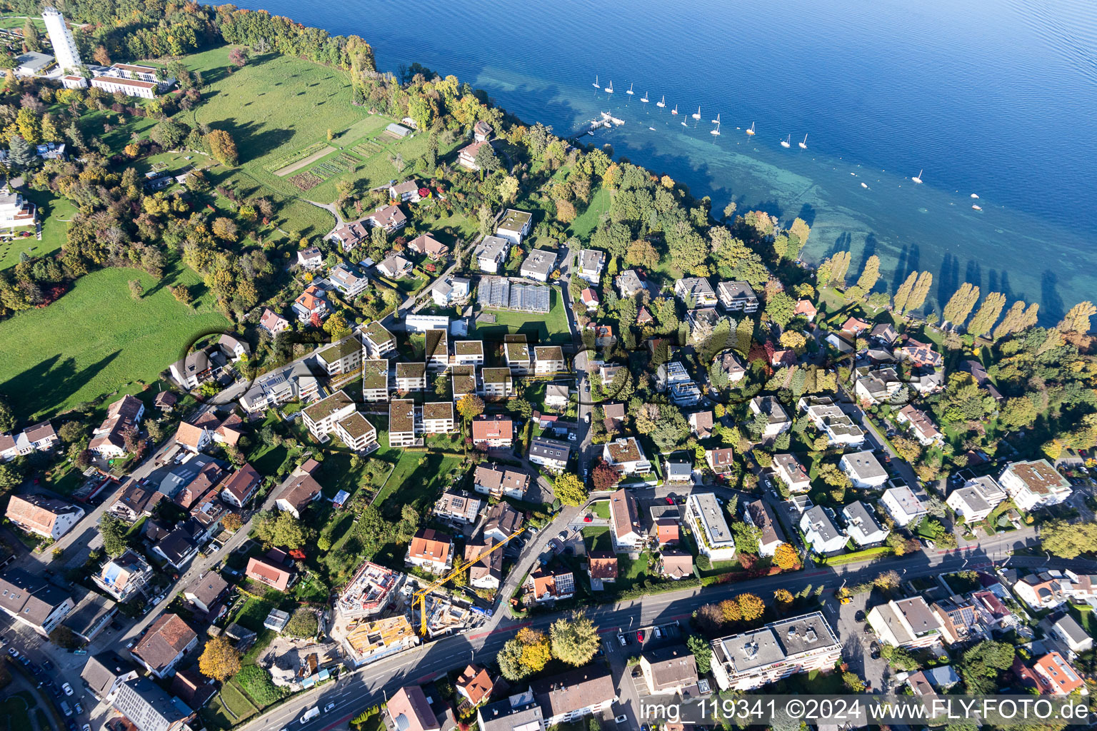 Riparian areas on the lake area of Lake Constance in the district Allmannsdorf in Konstanz in the state Baden-Wurttemberg, Germany