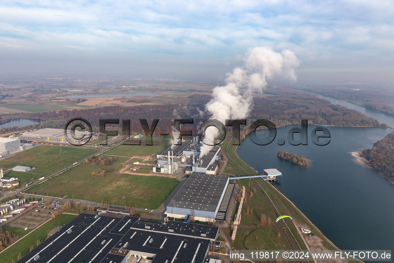 Palm Paper Mill in Wörth am Rhein in the state Rhineland-Palatinate, Germany from above