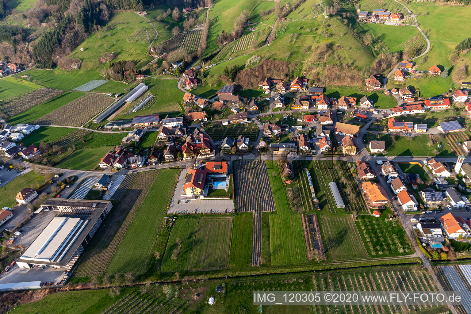 Aerial photograpy of Complex of the hotel building Hotel Gasthaus Mosers Blume in the district Bollenbach in Haslach im Kinzigtal in the state Baden-Wuerttemberg, Germany