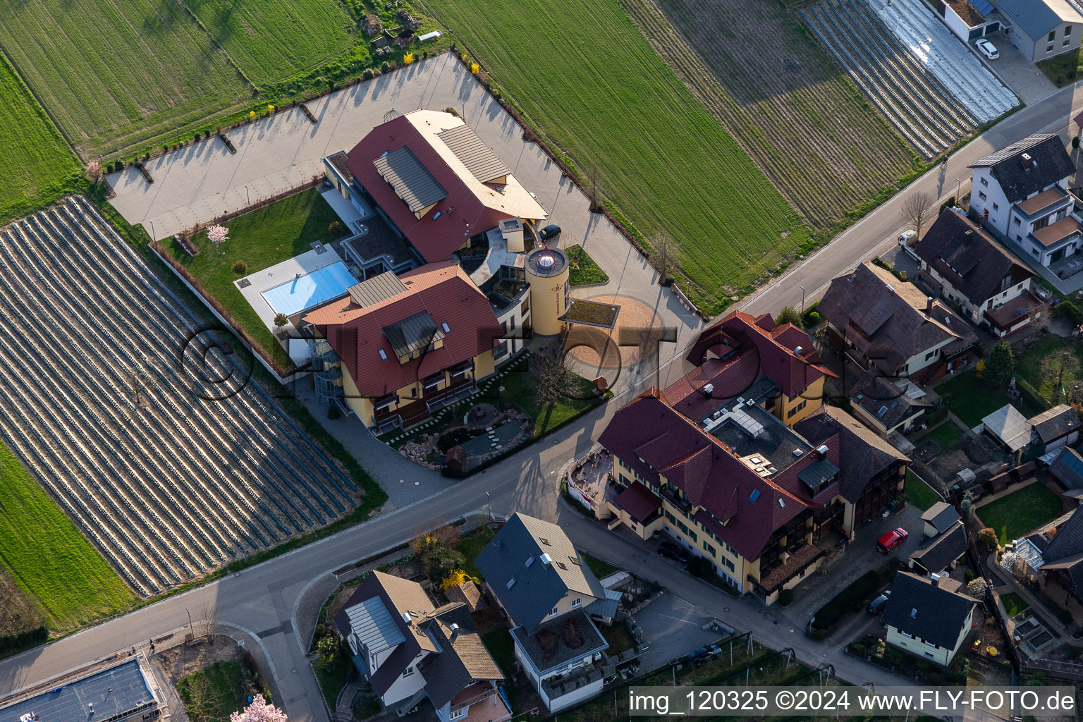 Complex of the hotel building Hotel Gasthaus Mosers Blume in the district Bollenbach in Haslach im Kinzigtal in the state Baden-Wuerttemberg, Germany from above