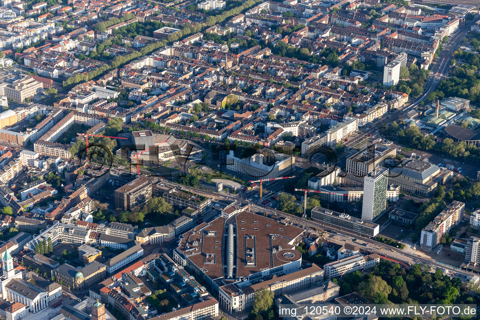 Ettlinger Tor with ETC and Badisches Staatstheater in the district Innenstadt-West in Karlsruhe in the state Baden-Wuerttemberg, Germany