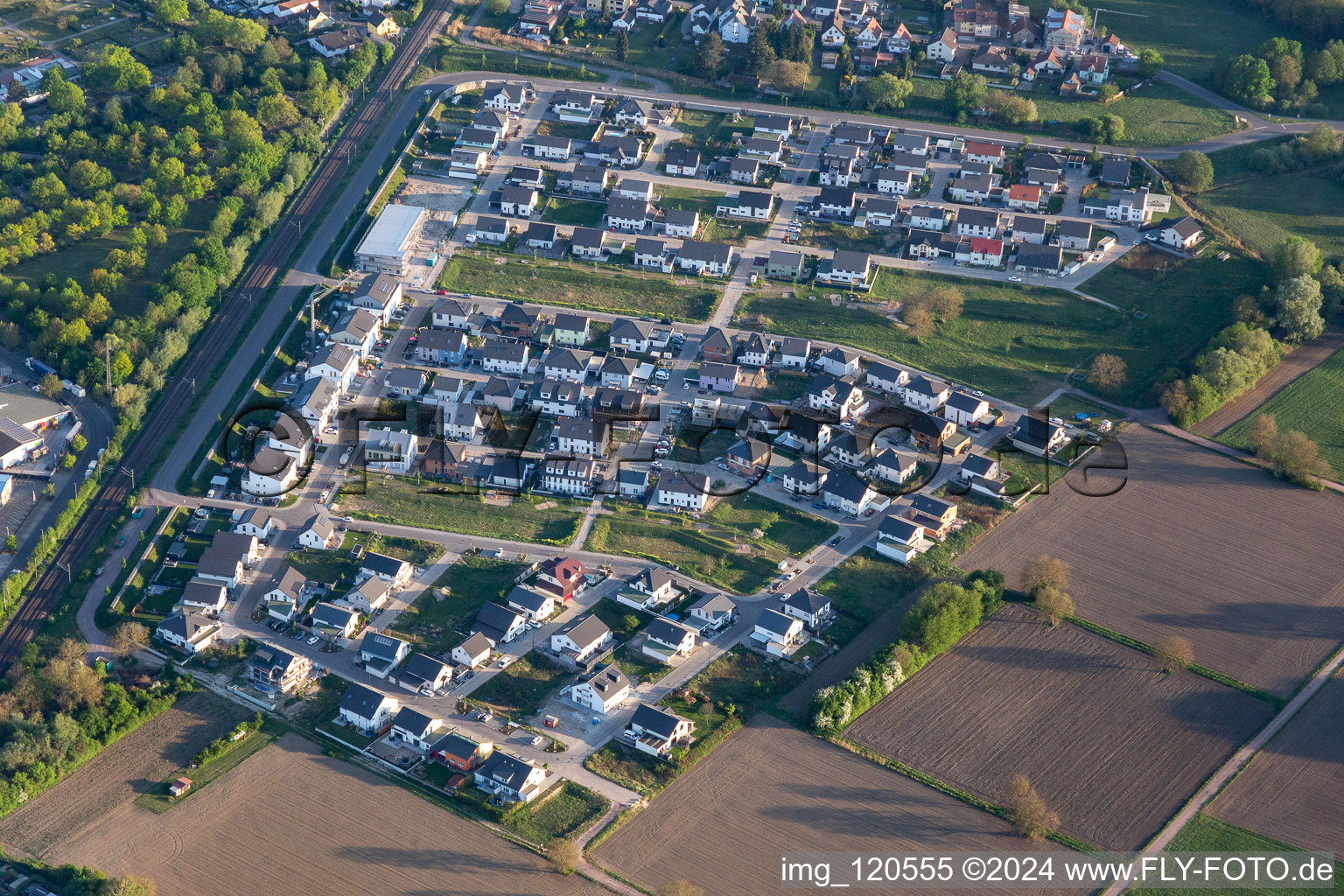 New development area Paul-Klee-Ring in Wörth am Rhein in the state Rhineland-Palatinate, Germany