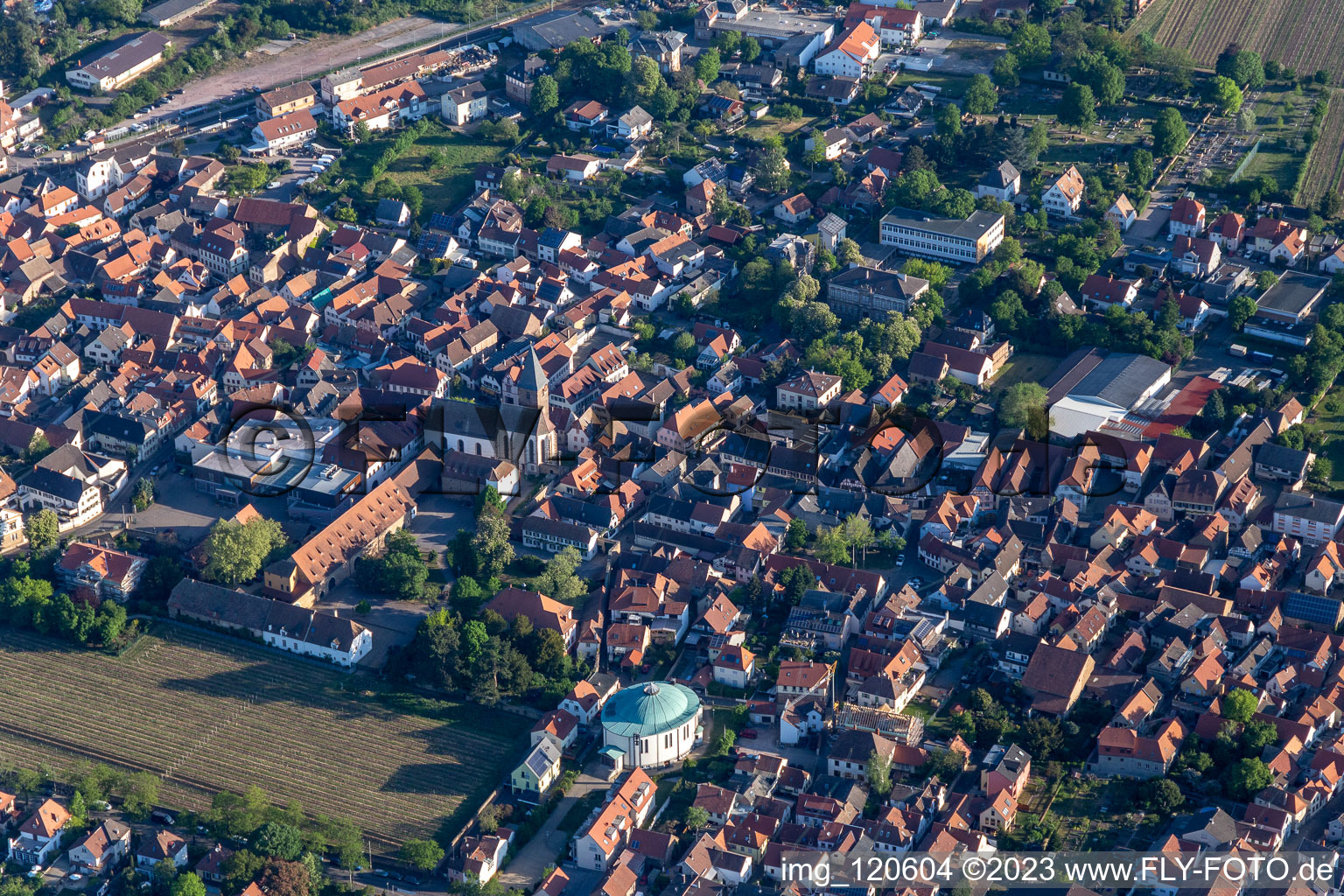 District Mußbach in Neustadt an der Weinstraße in the state Rhineland-Palatinate, Germany from above