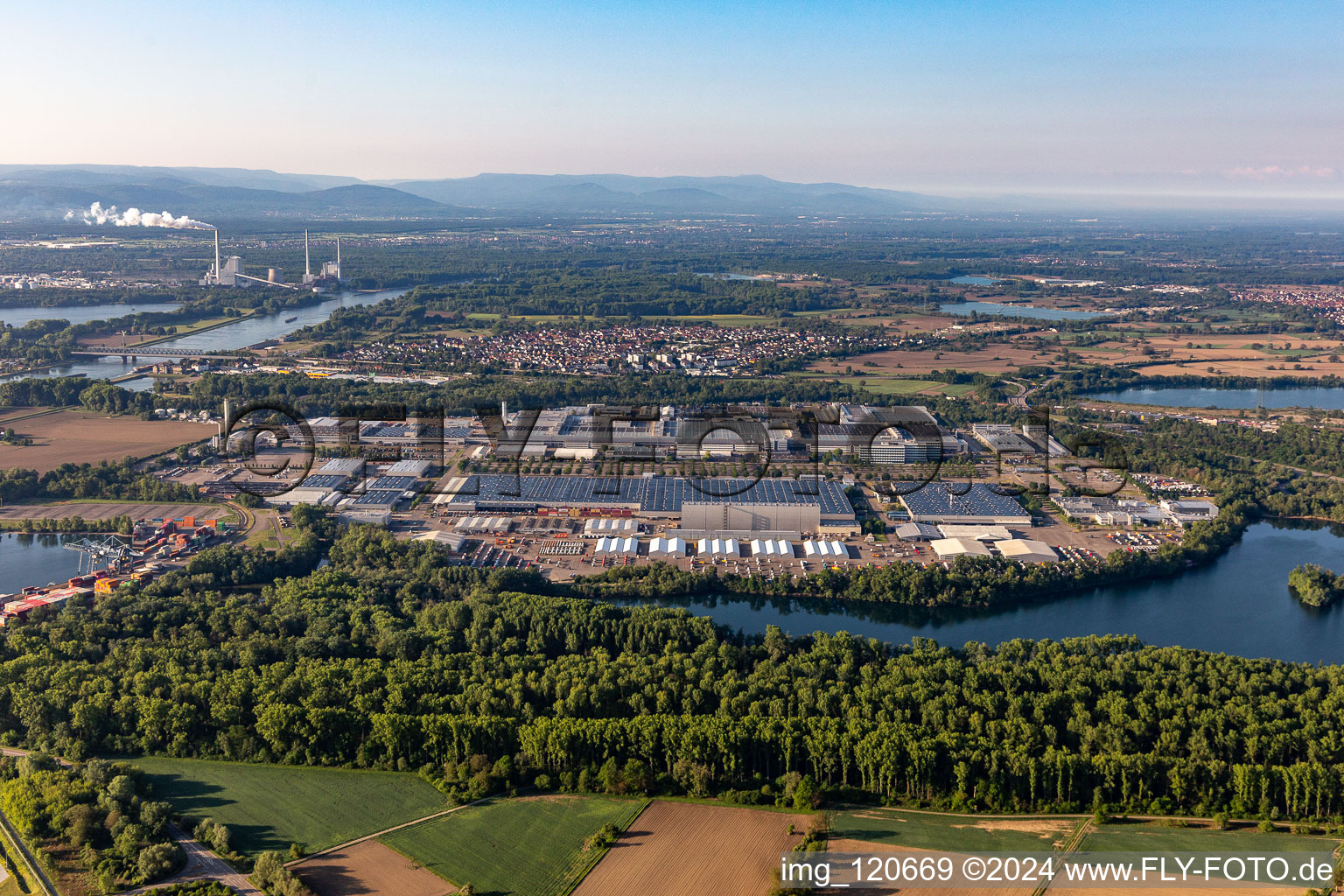 Daimler automobile plant in Wörth in Wörth am Rhein in the state Rhineland-Palatinate, Germany