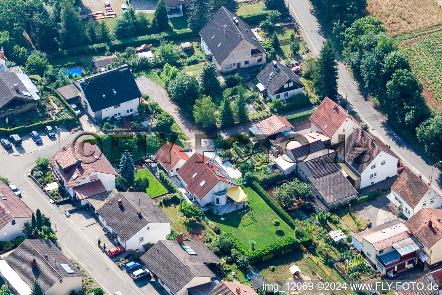 Bird's eye view of District Gräfenhausen in Annweiler am Trifels in the state Rhineland-Palatinate, Germany