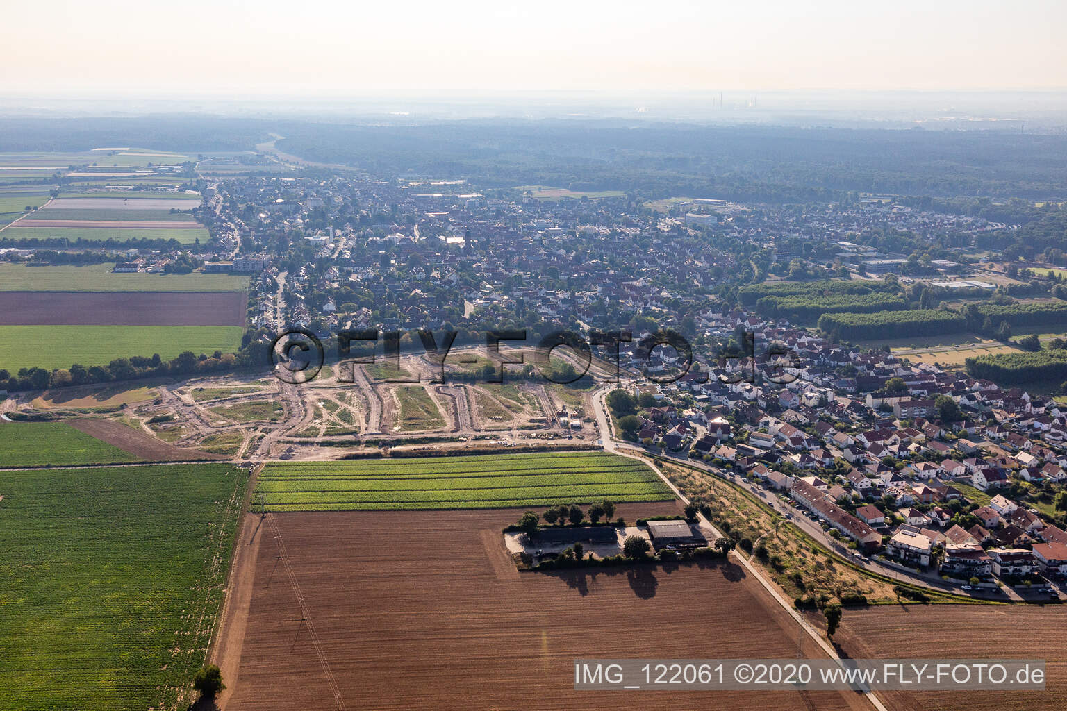 Aerial view of Building area Höhenweg 2 in Kandel in the state Rhineland-Palatinate, Germany