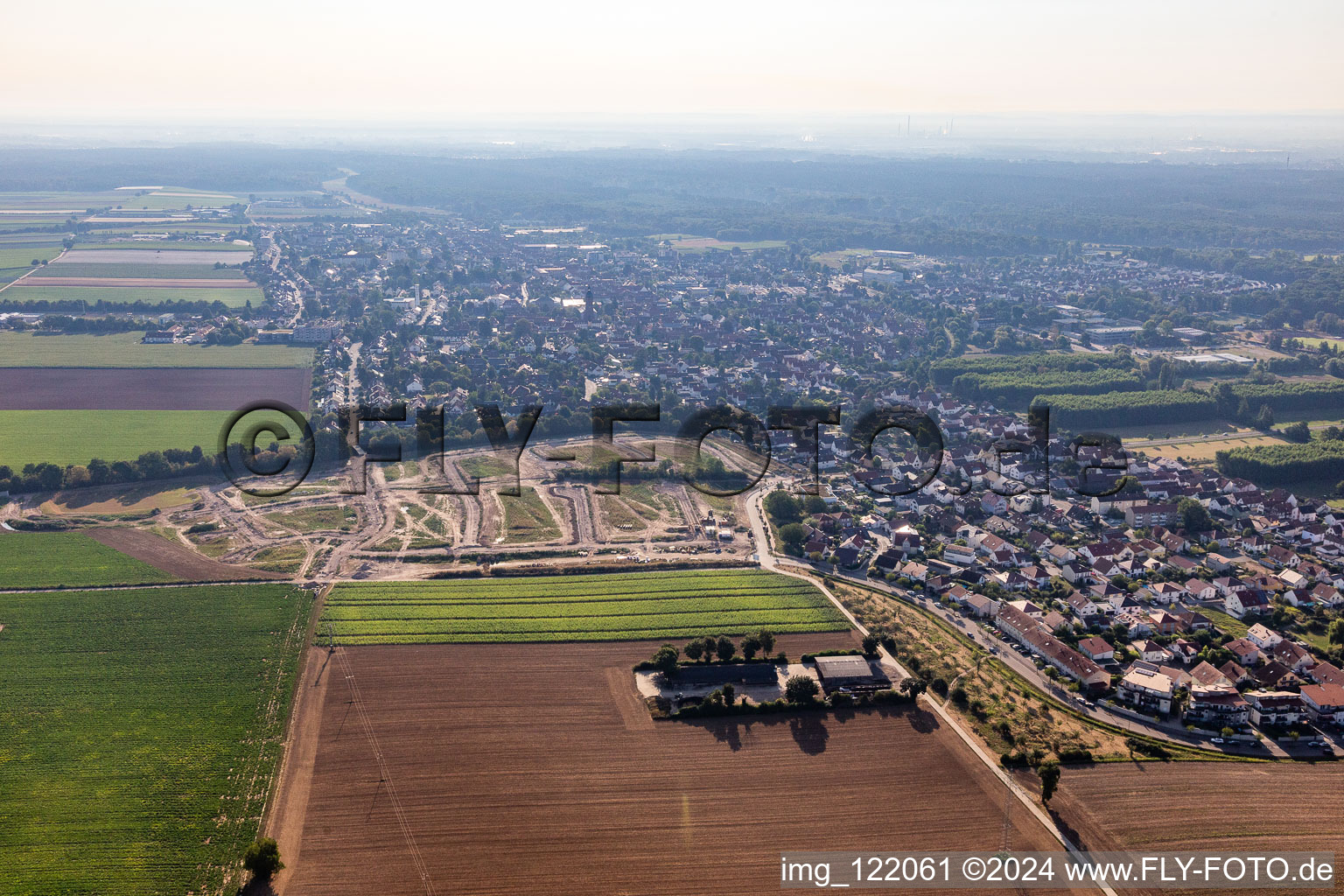 Aerial view of Building area Höhenweg 2 in Kandel in the state Rhineland-Palatinate, Germany