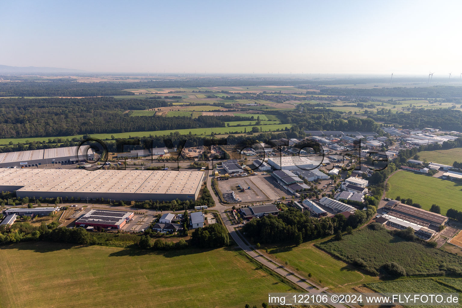 Oblique view of Horst Industrial Estate in the district Minderslachen in Kandel in the state Rhineland-Palatinate, Germany