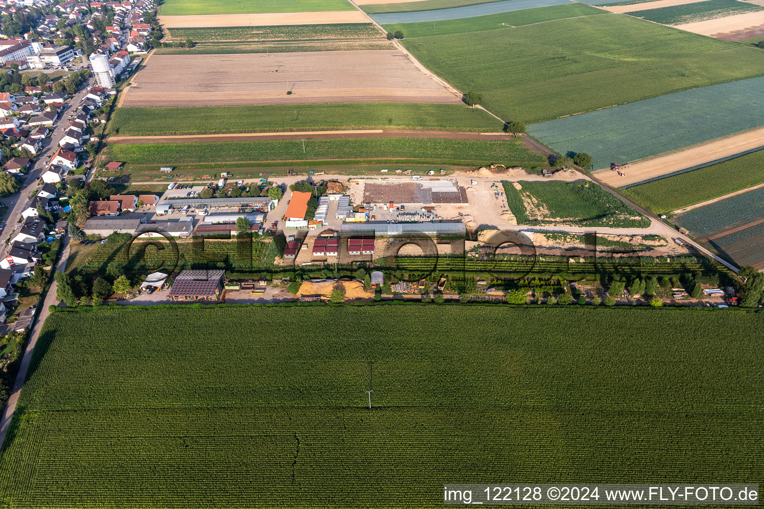 Kugelmann Biogemüse New production hall in Kandel in the state Rhineland-Palatinate, Germany from above