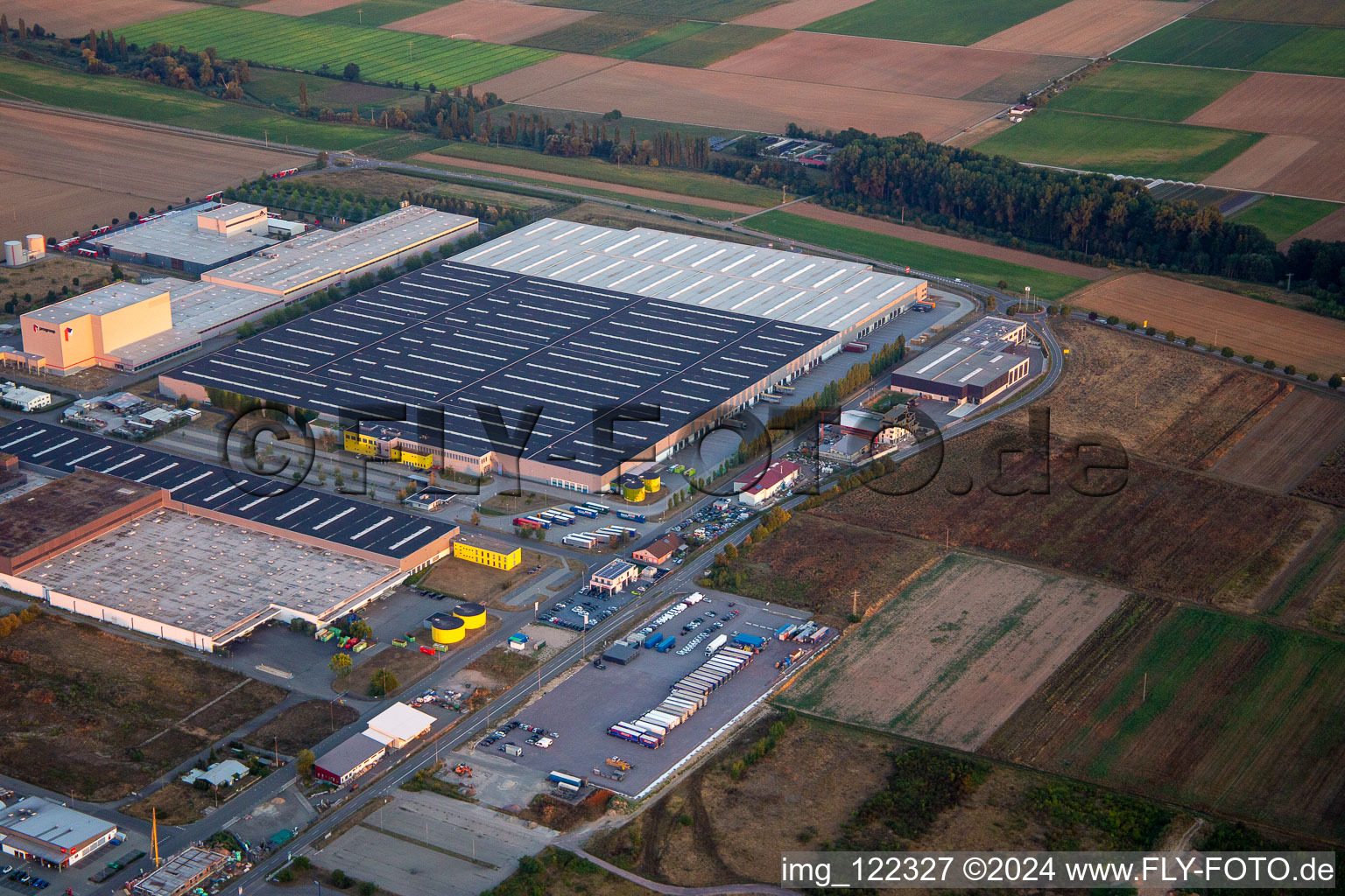 High-bay warehouse building complex and logistics center on the premises of Merceof Benz Spare Part storage in Offenbach an der Queich in the state Rhineland-Palatinate, Germany from above