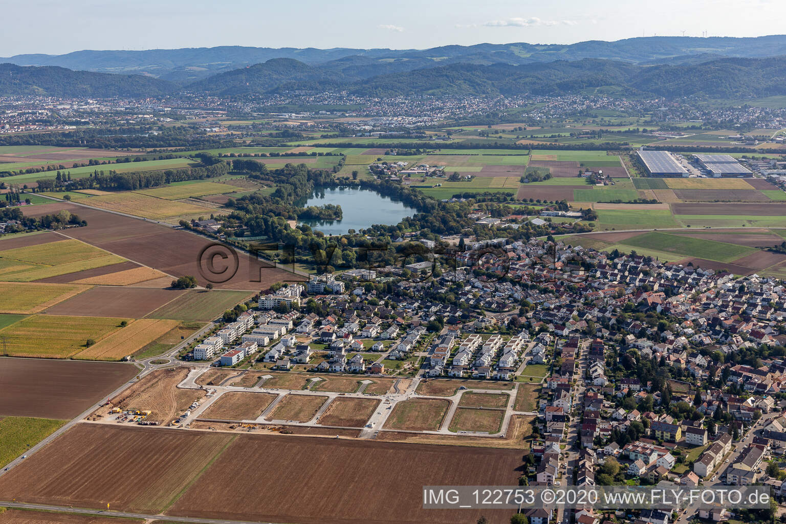New development area "In the middle of the rock in Heddesheim in the state Baden-Wuerttemberg, Germany from above