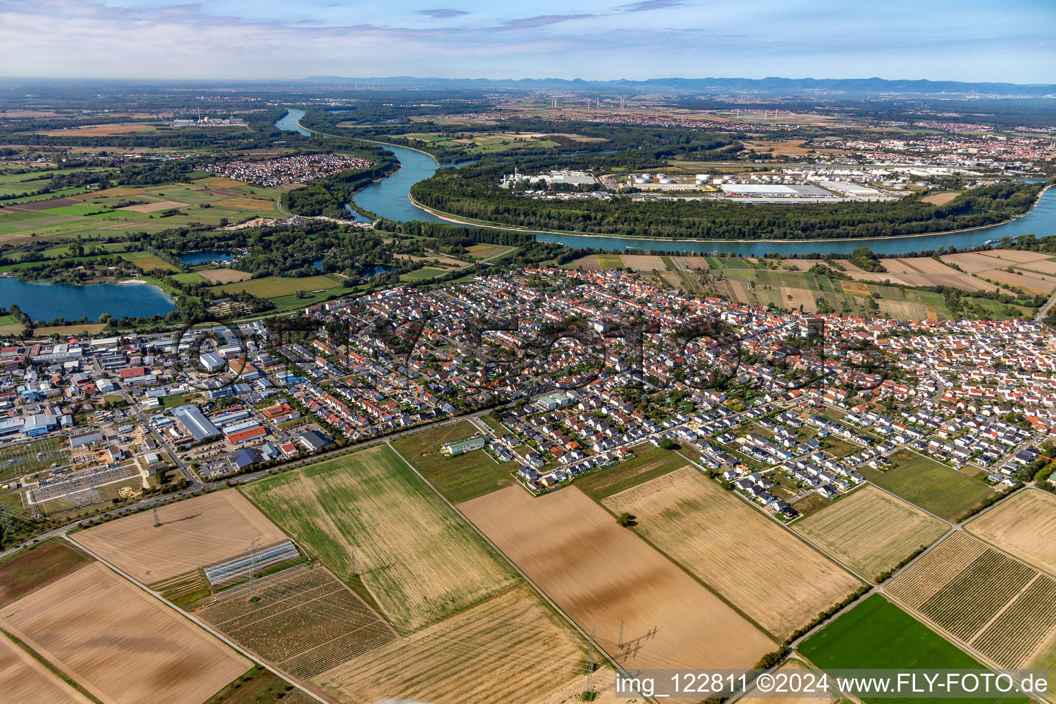 River bank areas of the Rhine in Altlußheim in the state Baden-Wuerttemberg, Germany