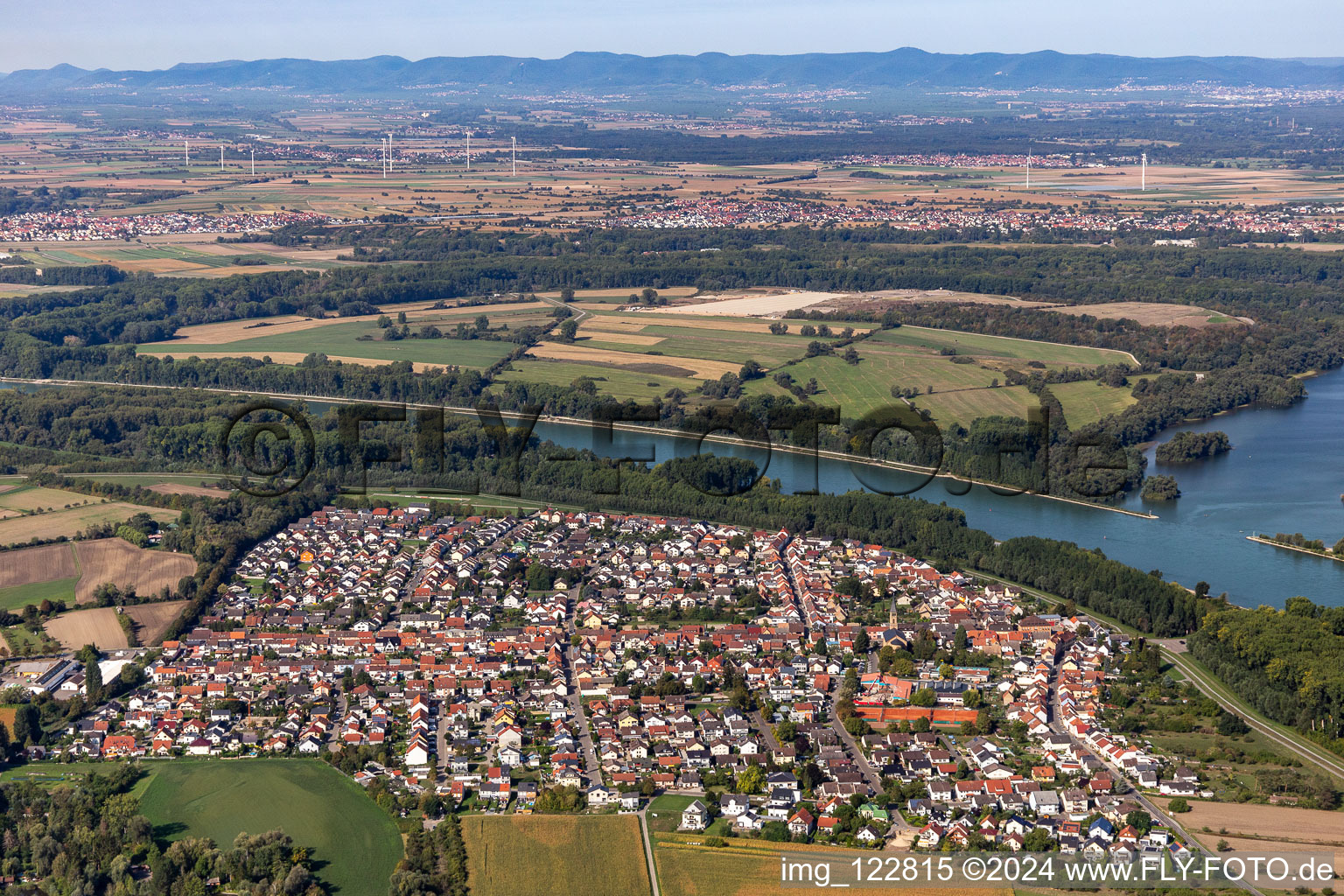 Town on the banks of the river of the Rhine river in Rheinhausen in the state Baden-Wuerttemberg, Germany