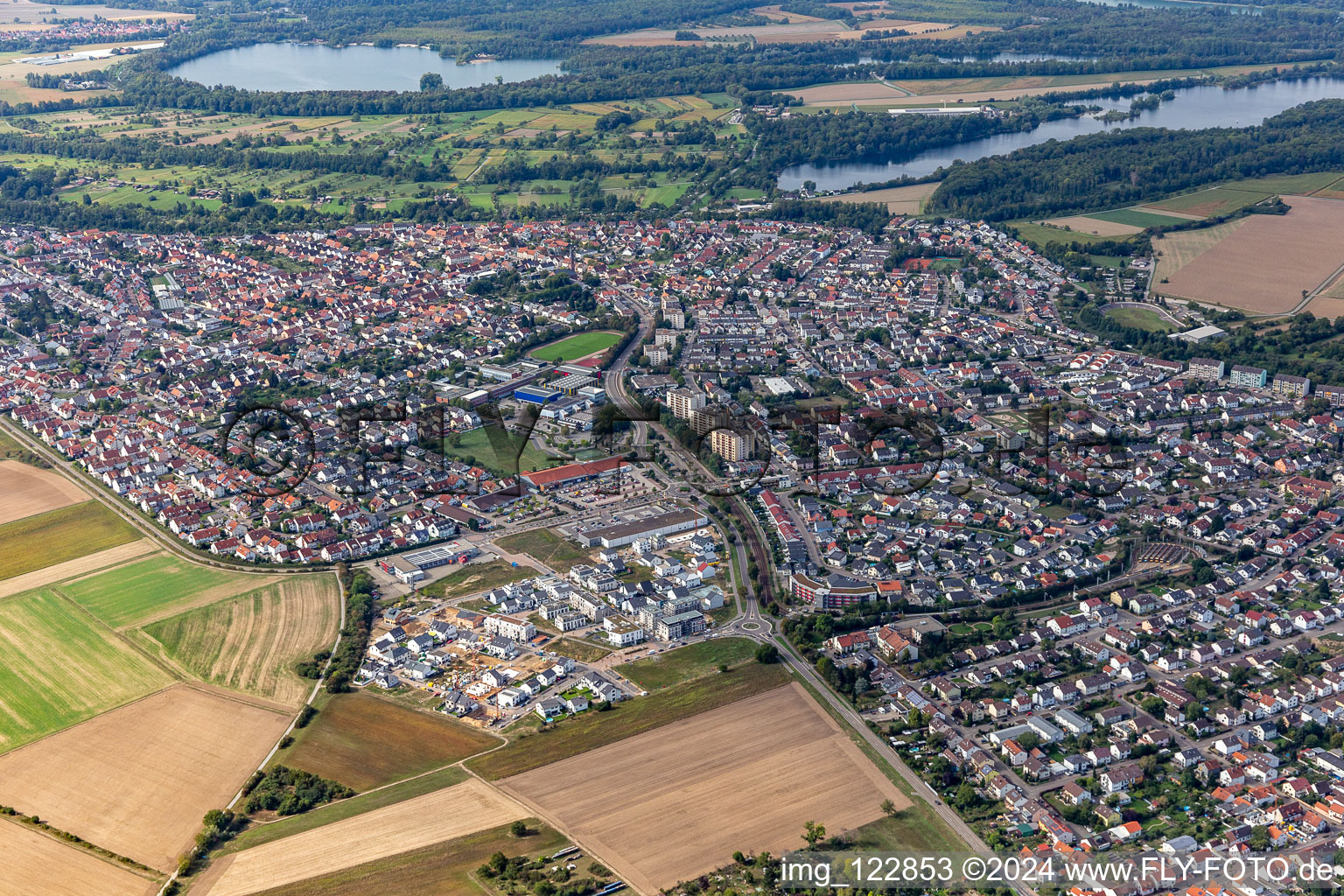 Aerial view of Quarter 2020 development area Biegen-Durlacher Weg in the district Hochstetten in Linkenheim-Hochstetten in the state Baden-Wuerttemberg, Germany