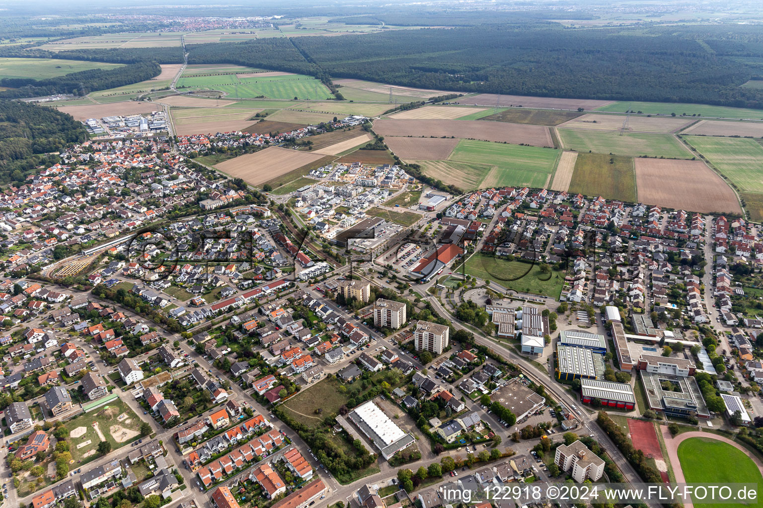 Drone recording of District Linkenheim in Linkenheim-Hochstetten in the state Baden-Wuerttemberg, Germany