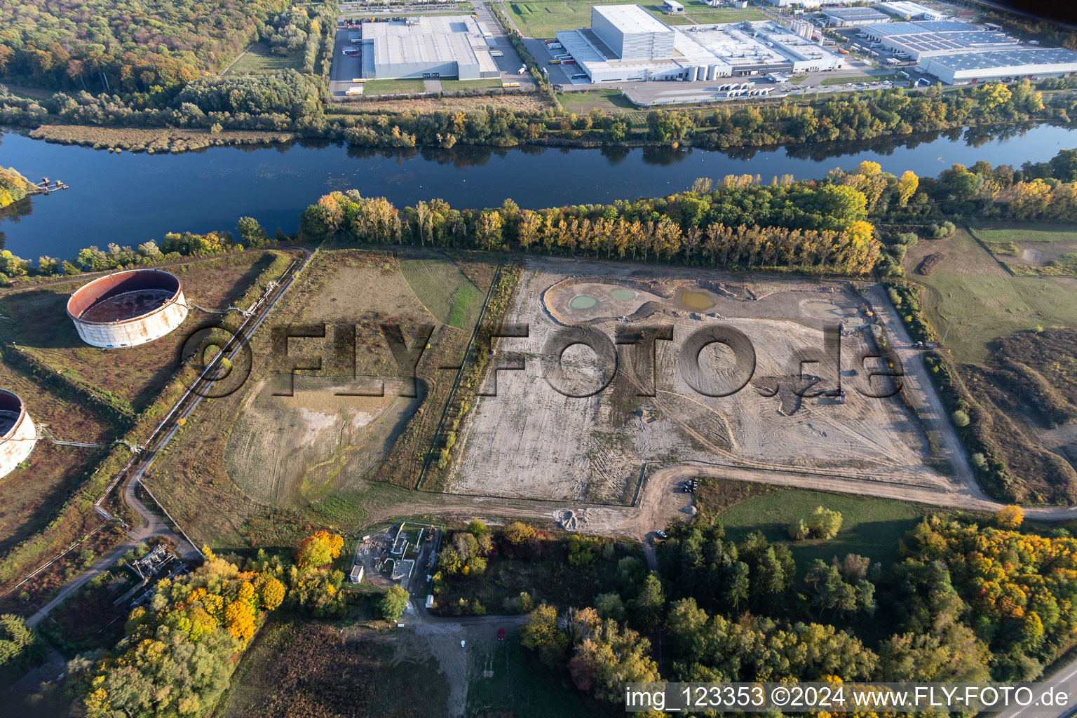 Dismantling of the former Mineral oil - tank area of Wintershall in Jockgrim in the state Rhineland-Palatinate, Germany