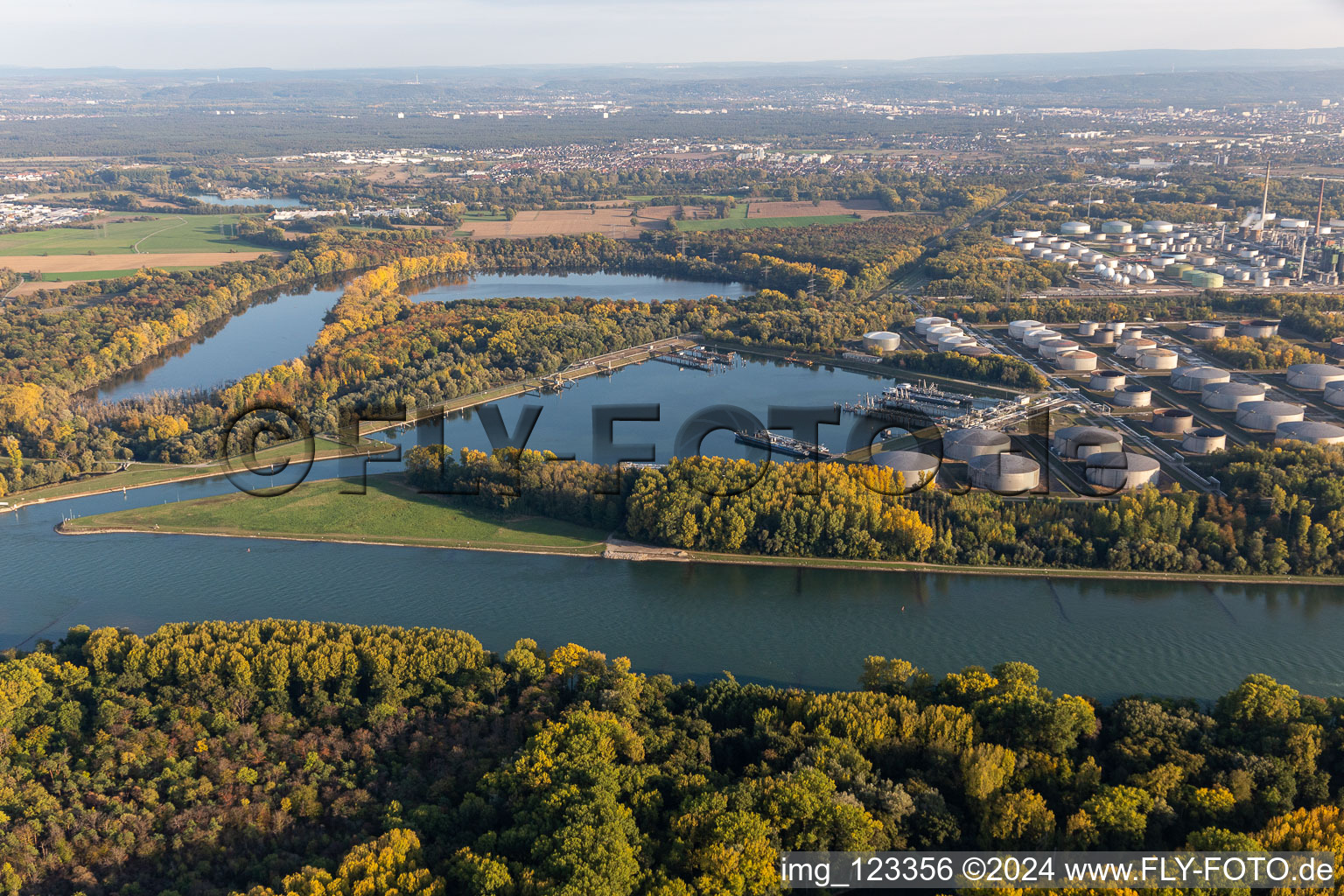 Port tip of the oil port Karlsruhe in the district Knielingen in Karlsruhe in the state Baden-Wuerttemberg, Germany