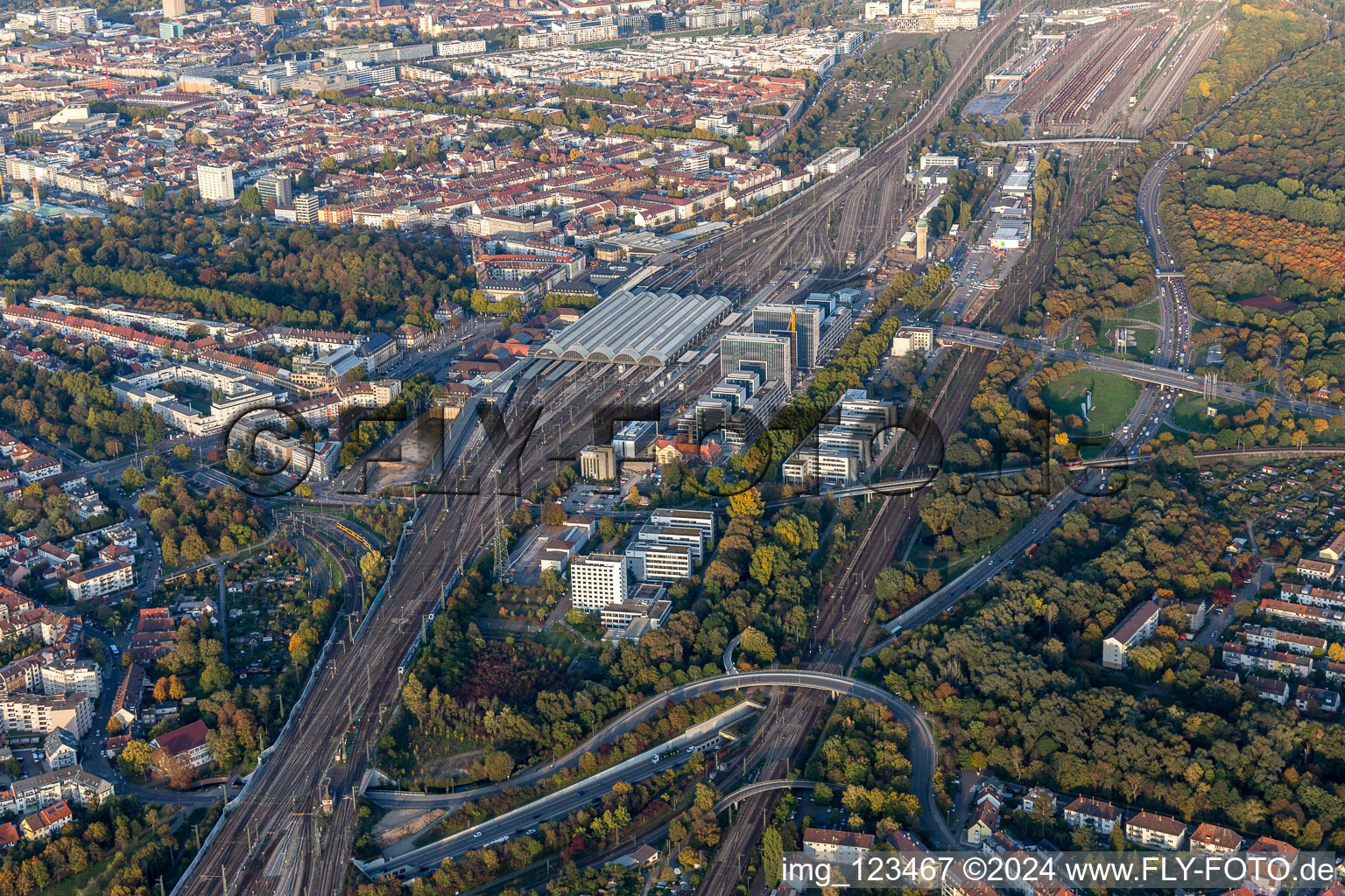 Track progress and building of the main station of the railway in the district Suedweststadt in Karlsruhe in the state Baden-Wurttemberg, Germany